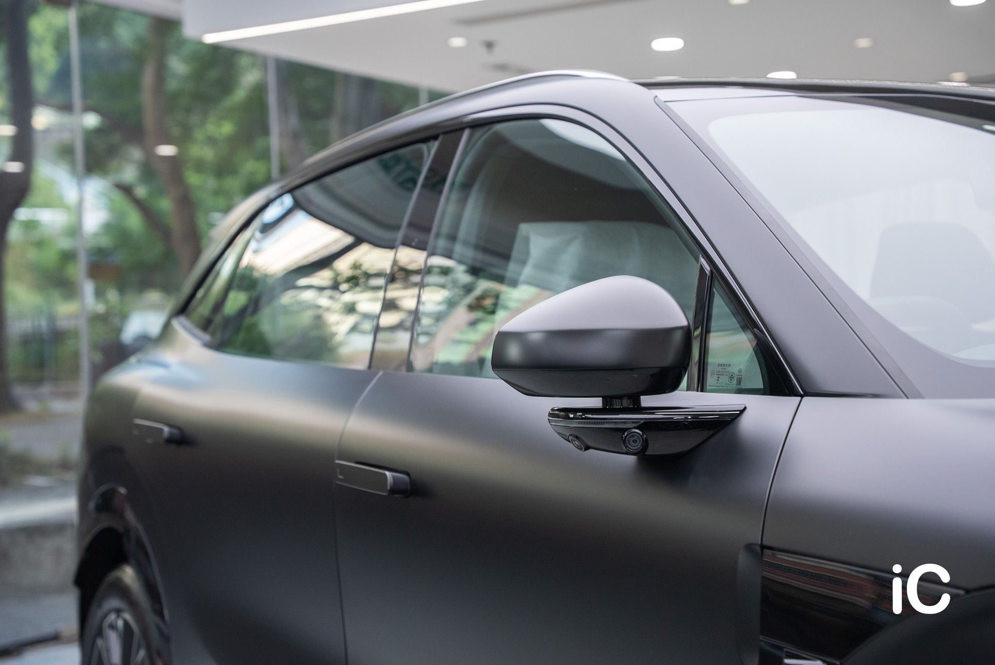 ic-detail-zeekr-7x-om-individual-colour-ppf-satin-black-14