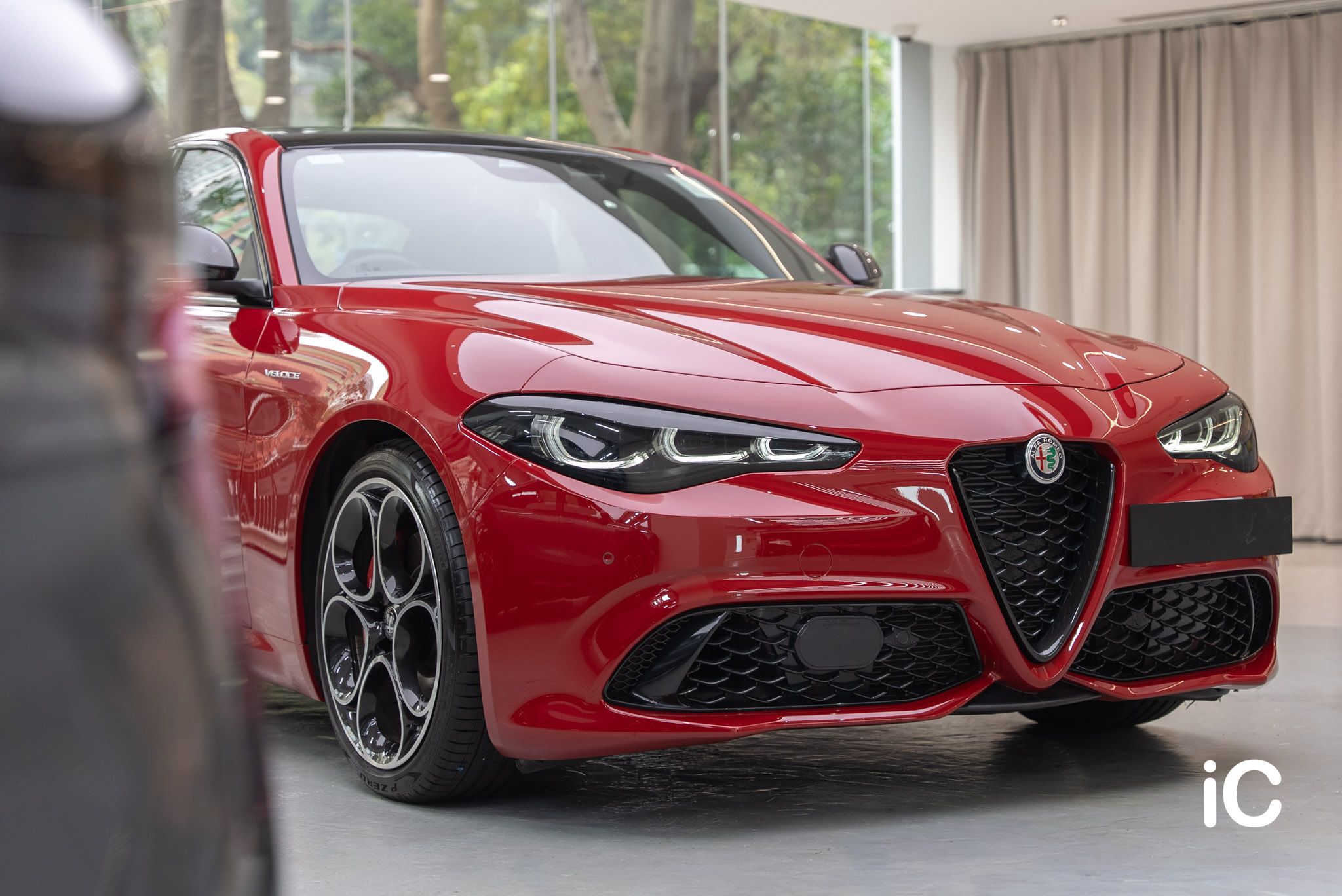 ic-detail-alfa-romeo-giulia-red-gyeon-ppf-1