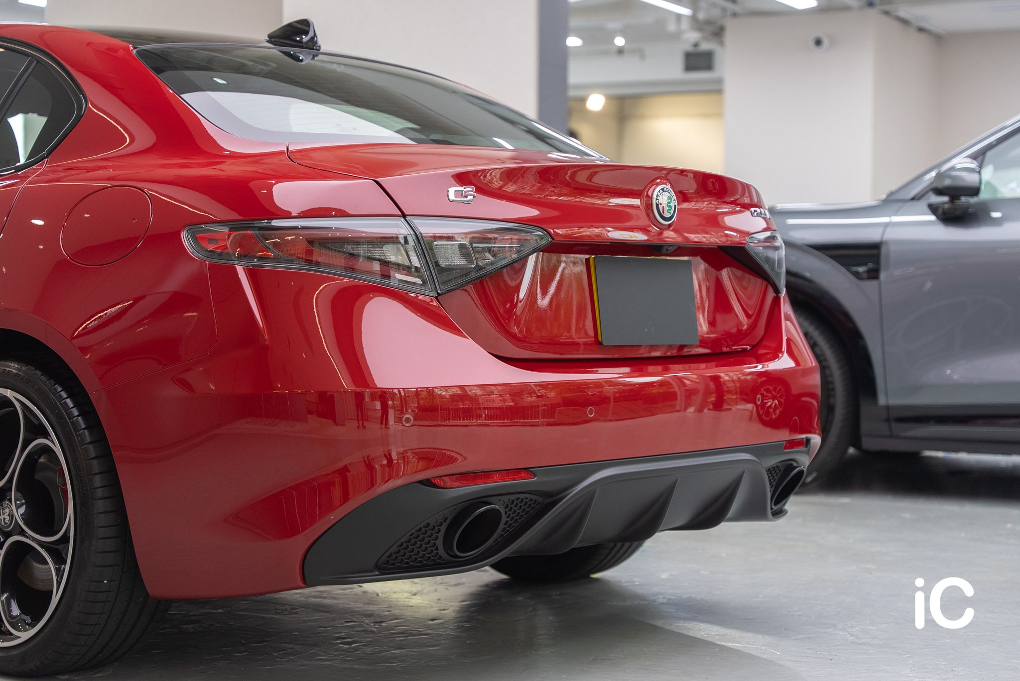 ic-detail-alfa-romeo-giulia-red-gyeon-ppf-11