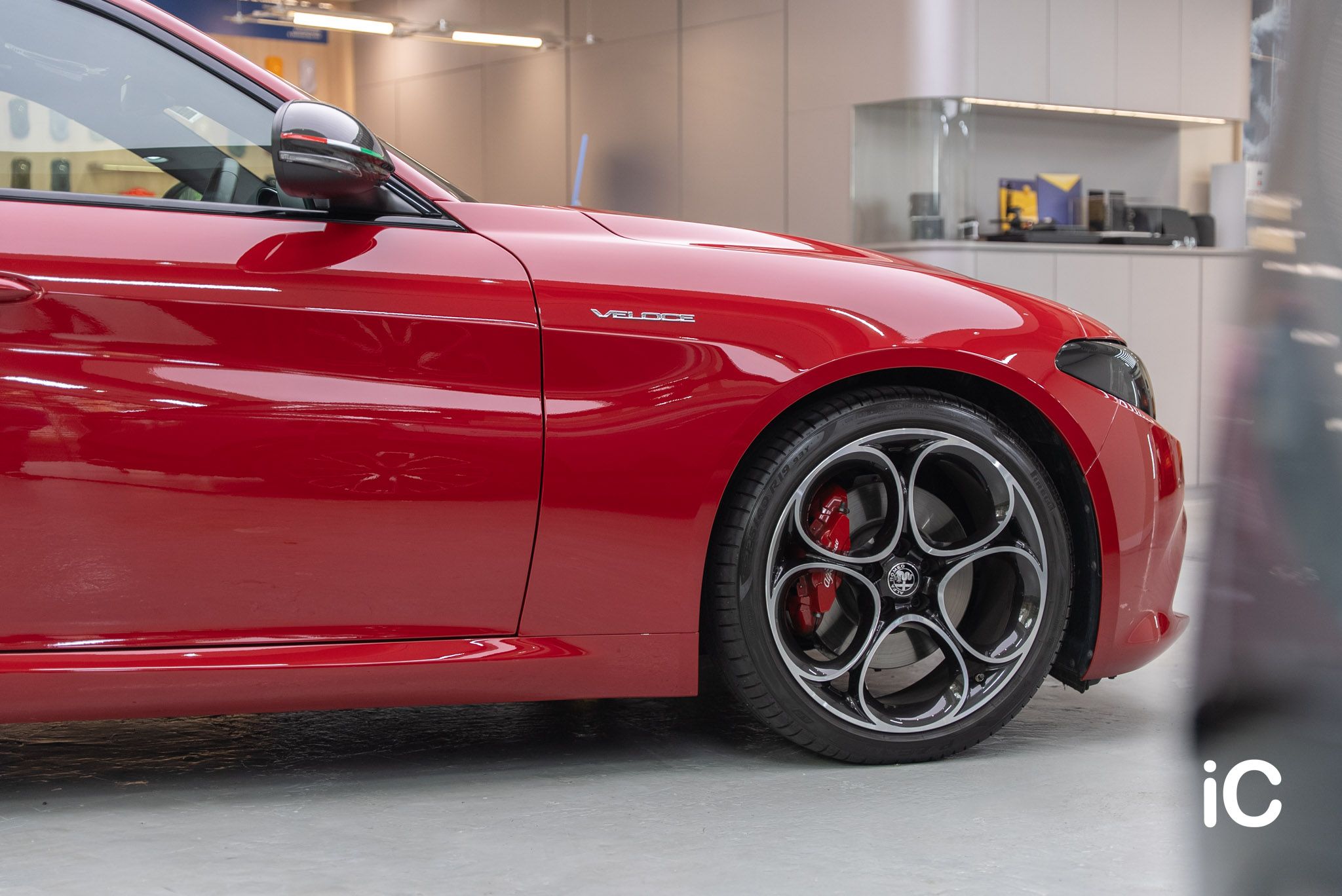 ic-detail-alfa-romeo-giulia-red-gyeon-ppf-6