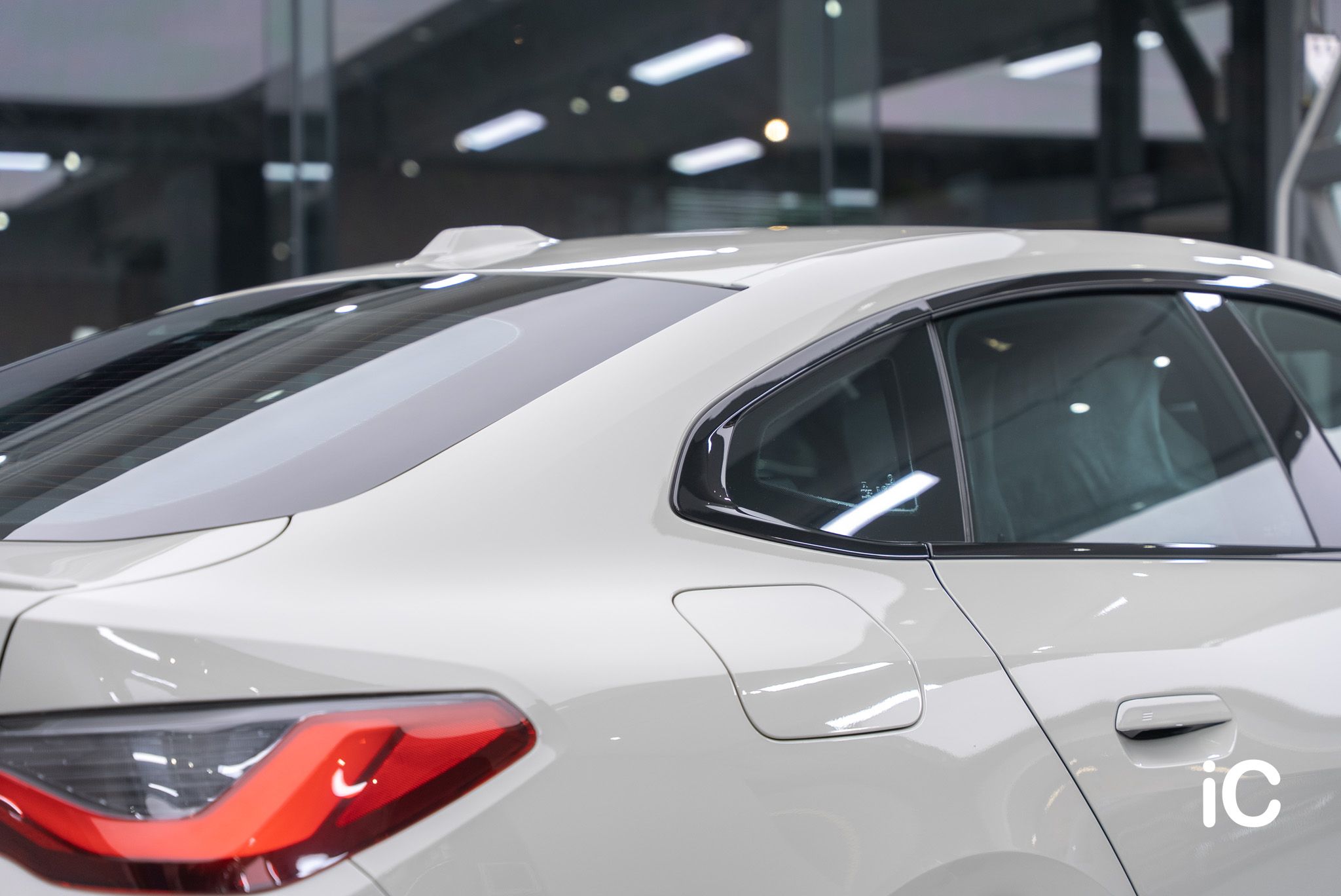 ic-detail-bmw-i4-m50-om-individual-colour-ppf-crayon-15