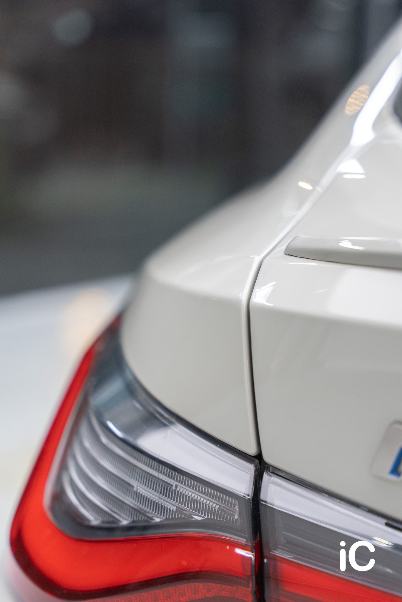 ic-detail-bmw-i4-m50-om-individual-colour-ppf-crayon-19