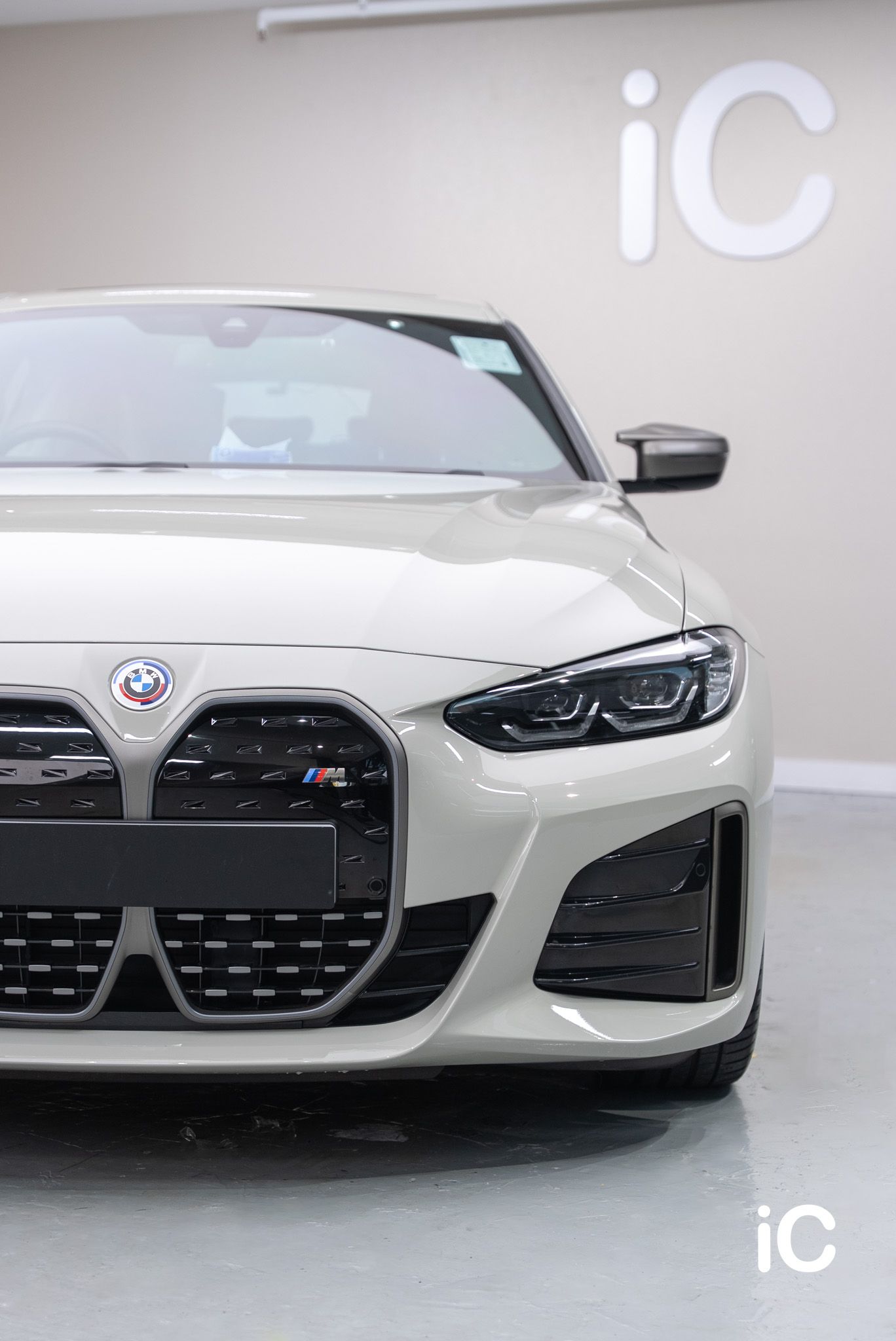 ic-detail-bmw-i4-m50-om-individual-colour-ppf-crayon-2