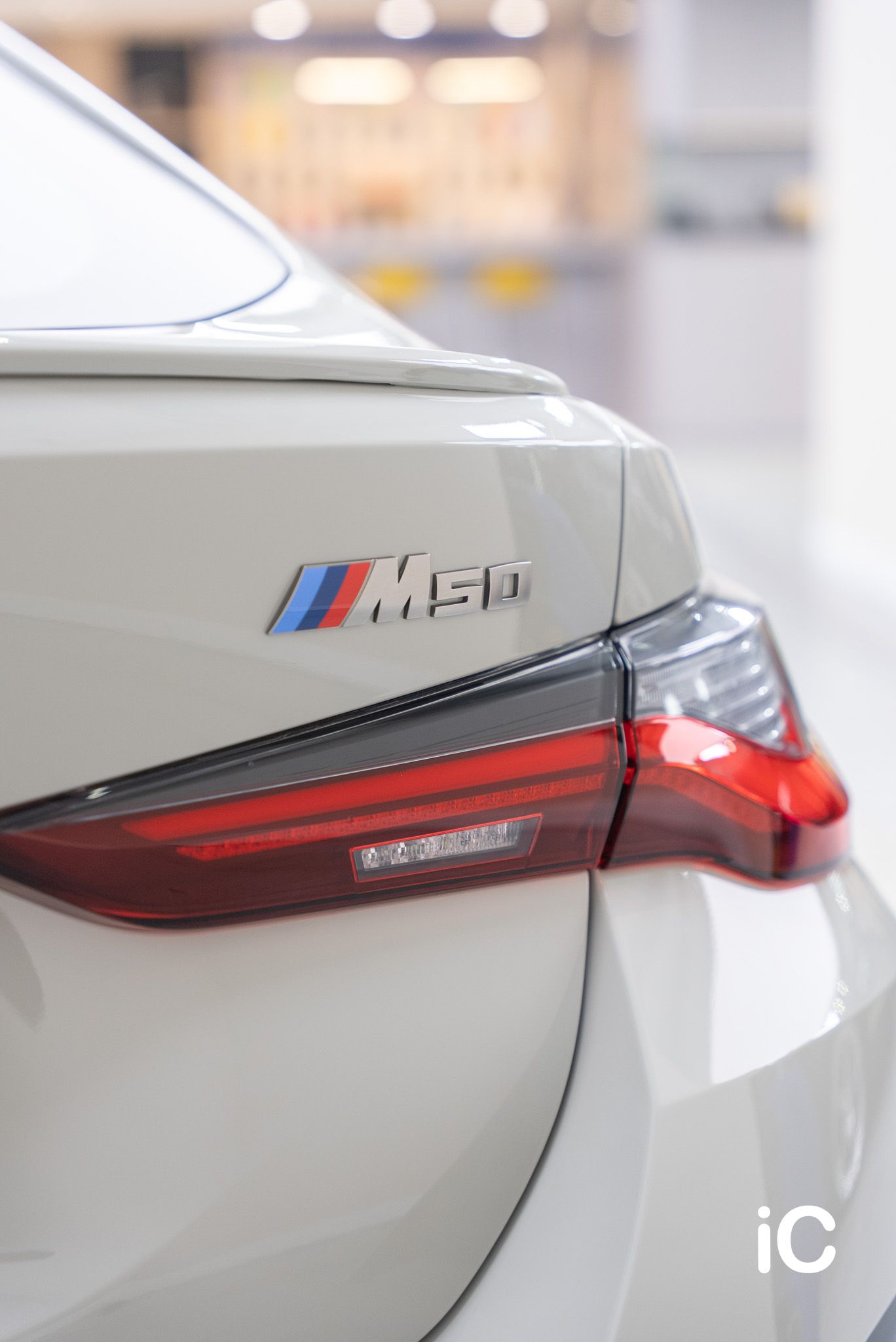 ic-detail-bmw-i4-m50-om-individual-colour-ppf-crayon-23