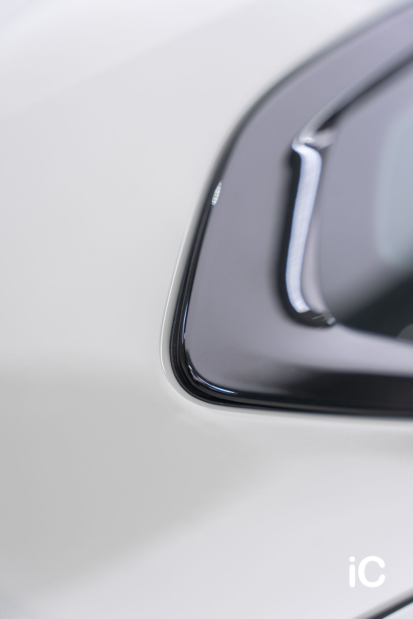 ic-detail-bmw-i4-m50-om-individual-colour-ppf-crayon-33