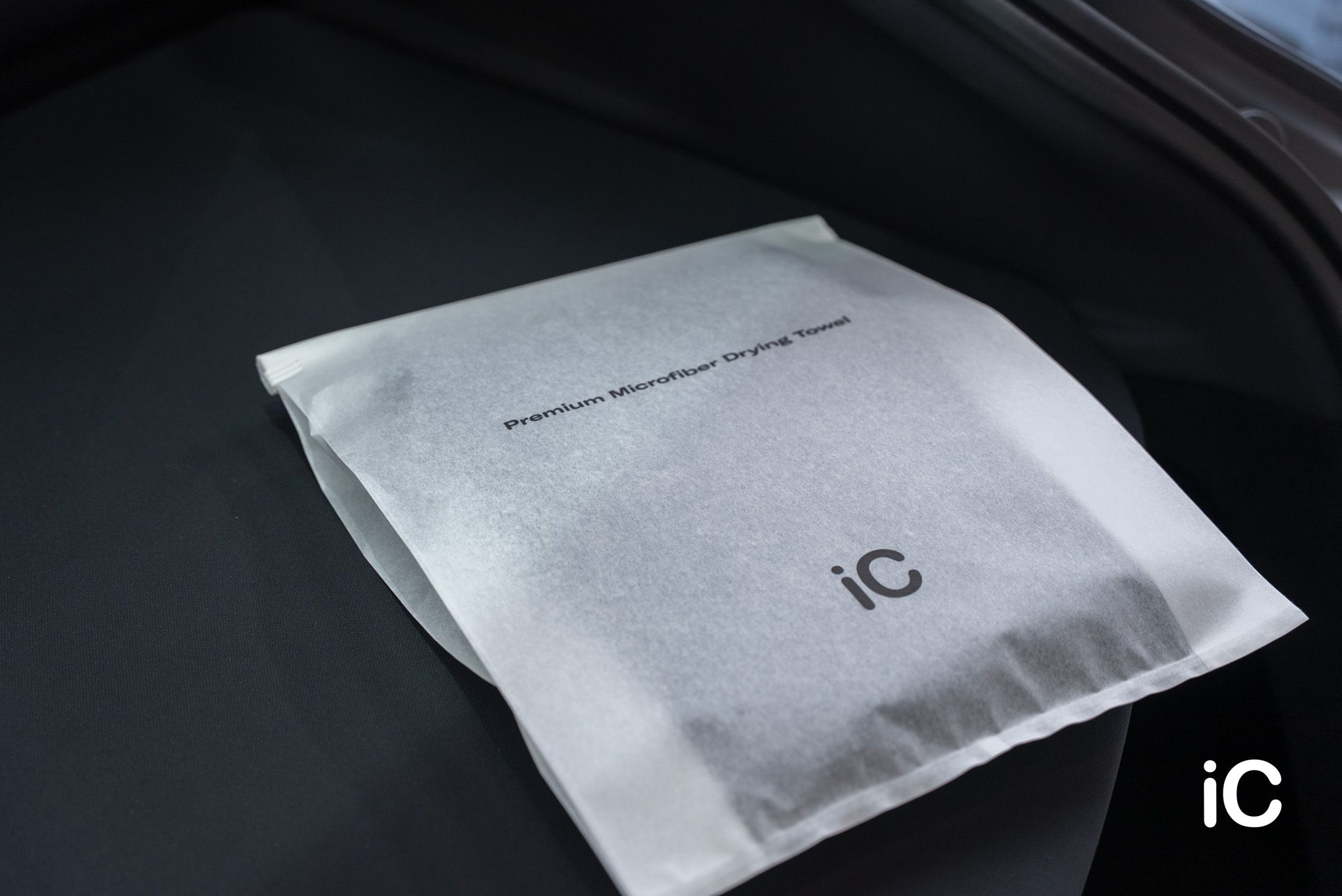 ic-detail-bmw-tesla-model-y-juniper-om-individual-colour-ppf-blue-sapphire-metallic-14