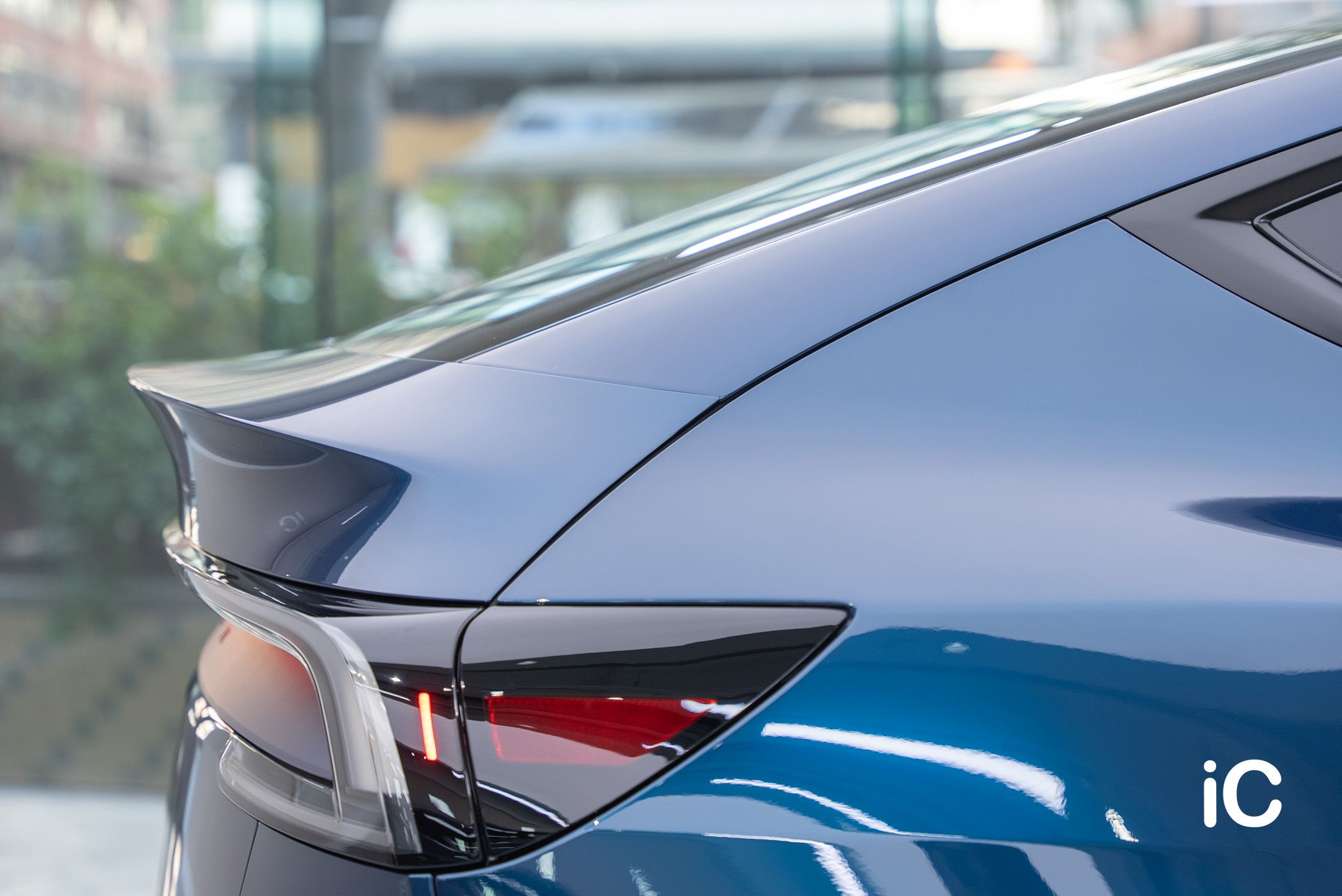 ic-detail-bmw-tesla-model-y-juniper-om-individual-colour-ppf-blue-sapphire-metallic-25