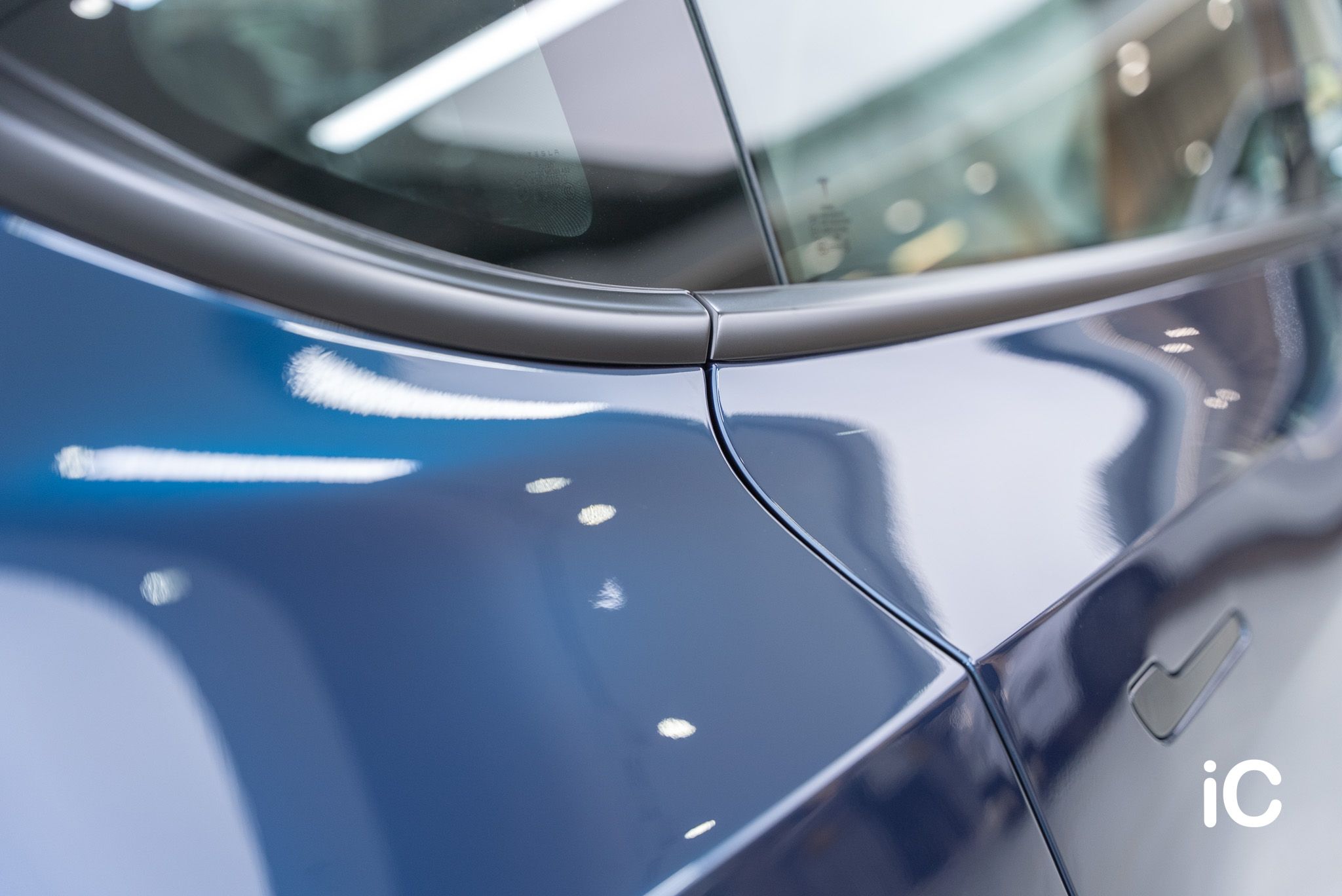 ic-detail-bmw-tesla-model-y-juniper-om-individual-colour-ppf-blue-sapphire-metallic-27