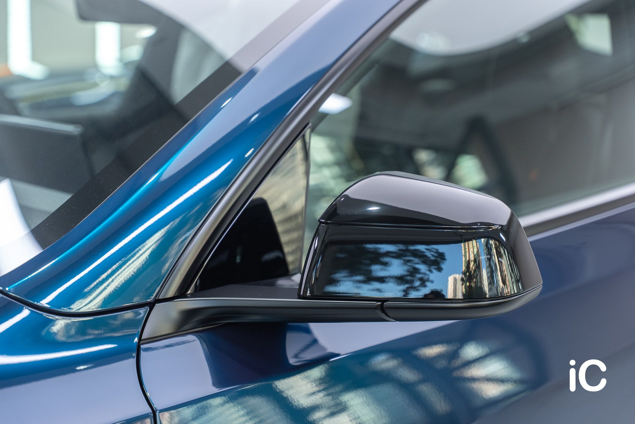 ic-detail-bmw-tesla-model-y-juniper-om-individual-colour-ppf-blue-sapphire-metallic-29