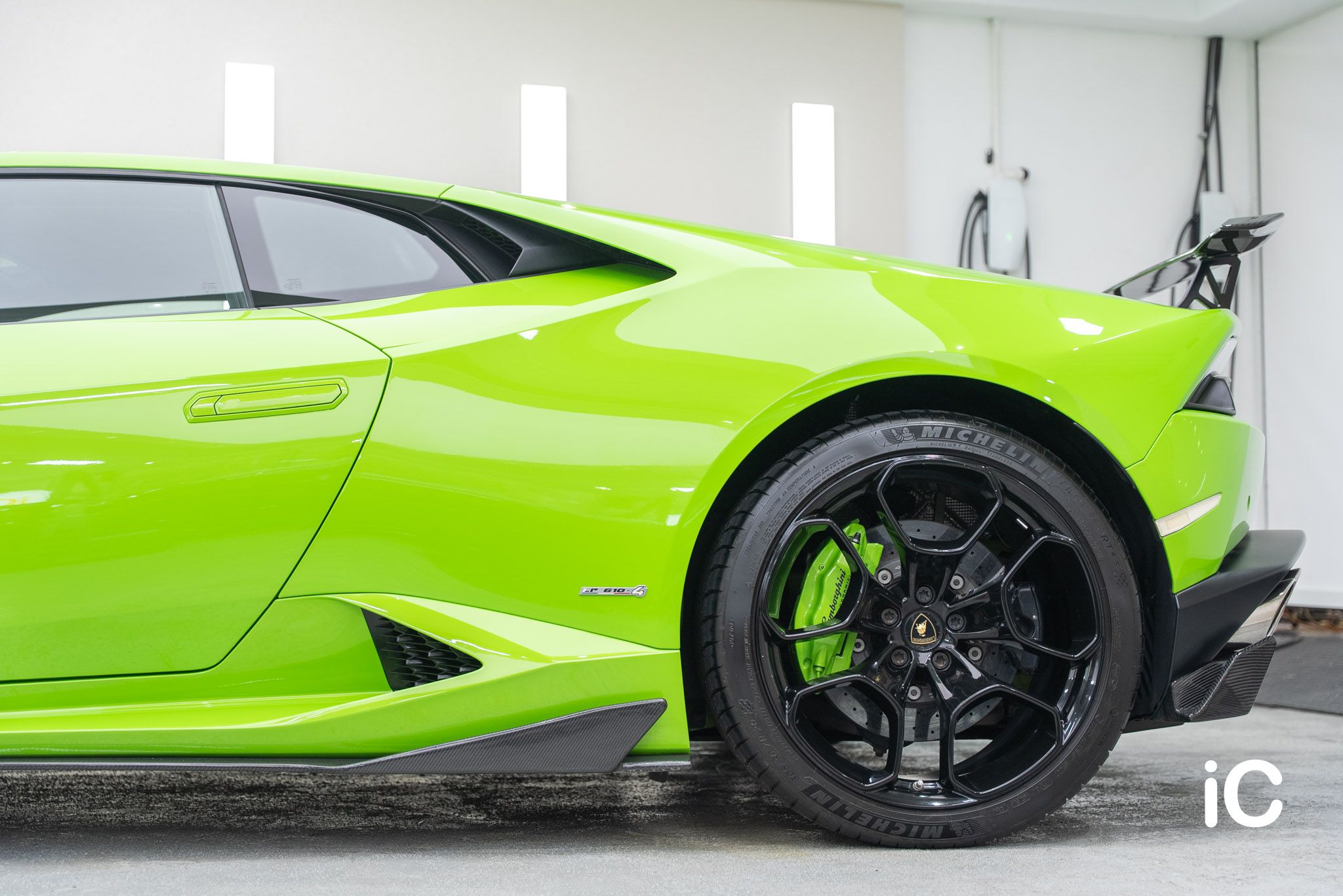 ic-detail-lamborghini-huracán-ulgo-black-infinity-17