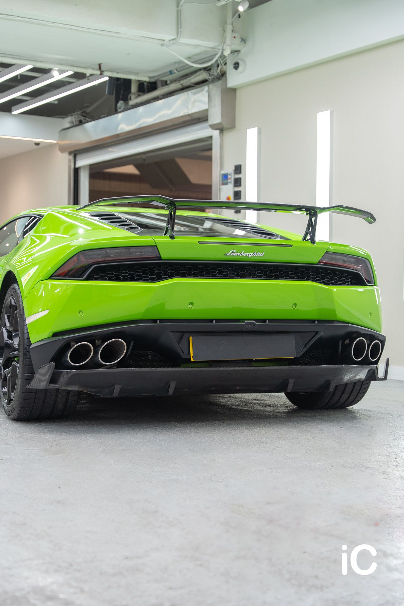 ic-detail-lamborghini-huracán-ulgo-black-infinity-24