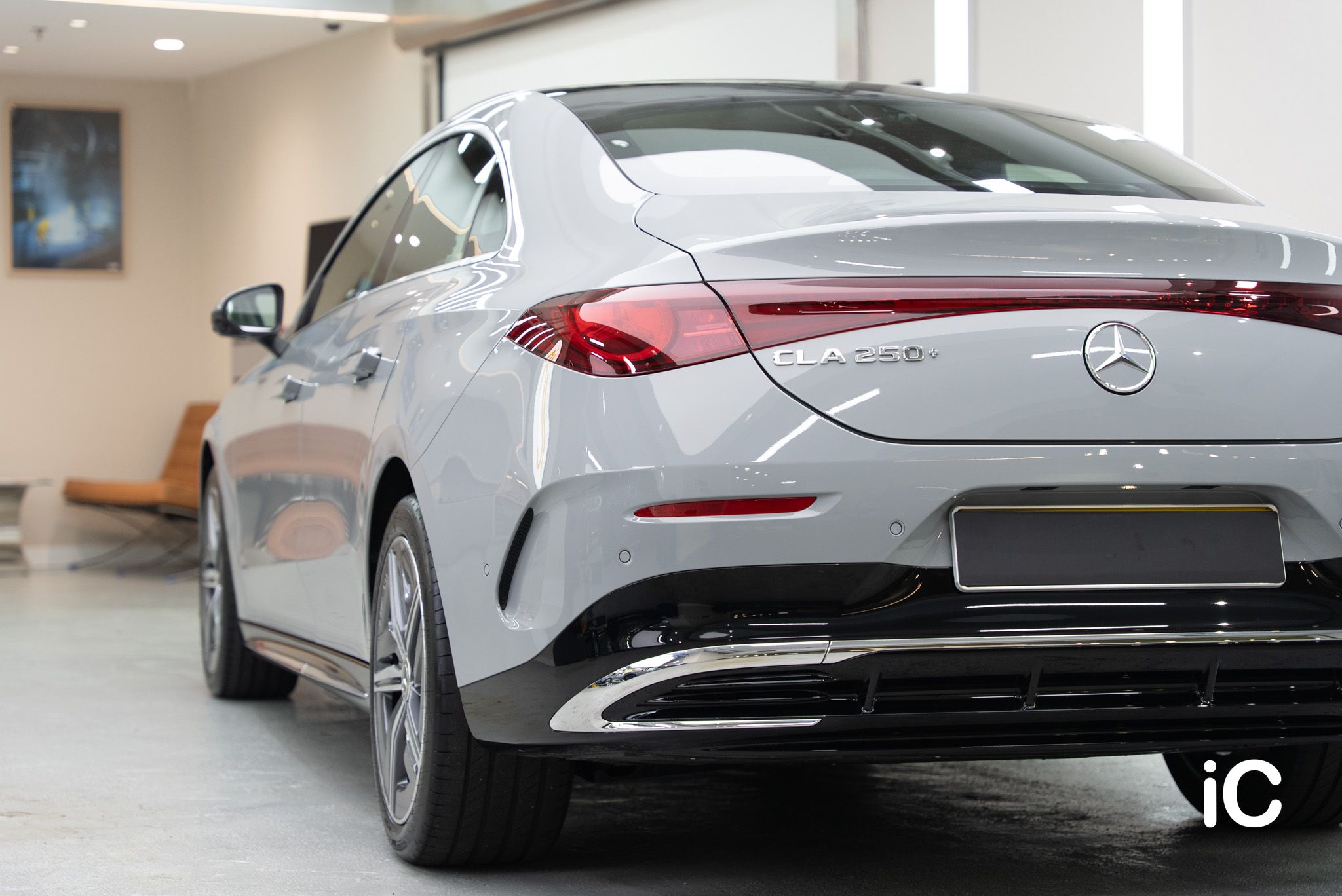 ic-detail-mercedes-benz-cla-ulgo-black-infinity-21