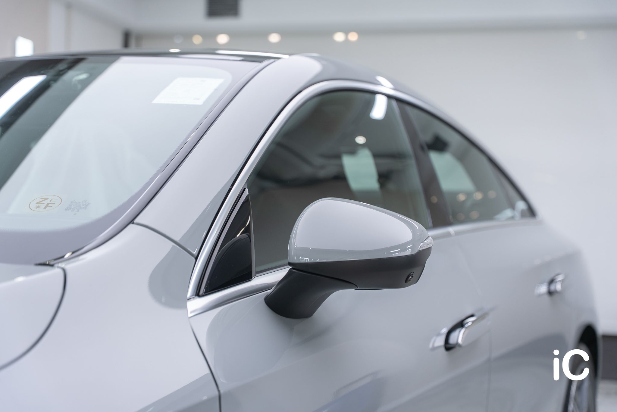 ic-detail-mercedes-benz-cla-ulgo-black-infinity-3