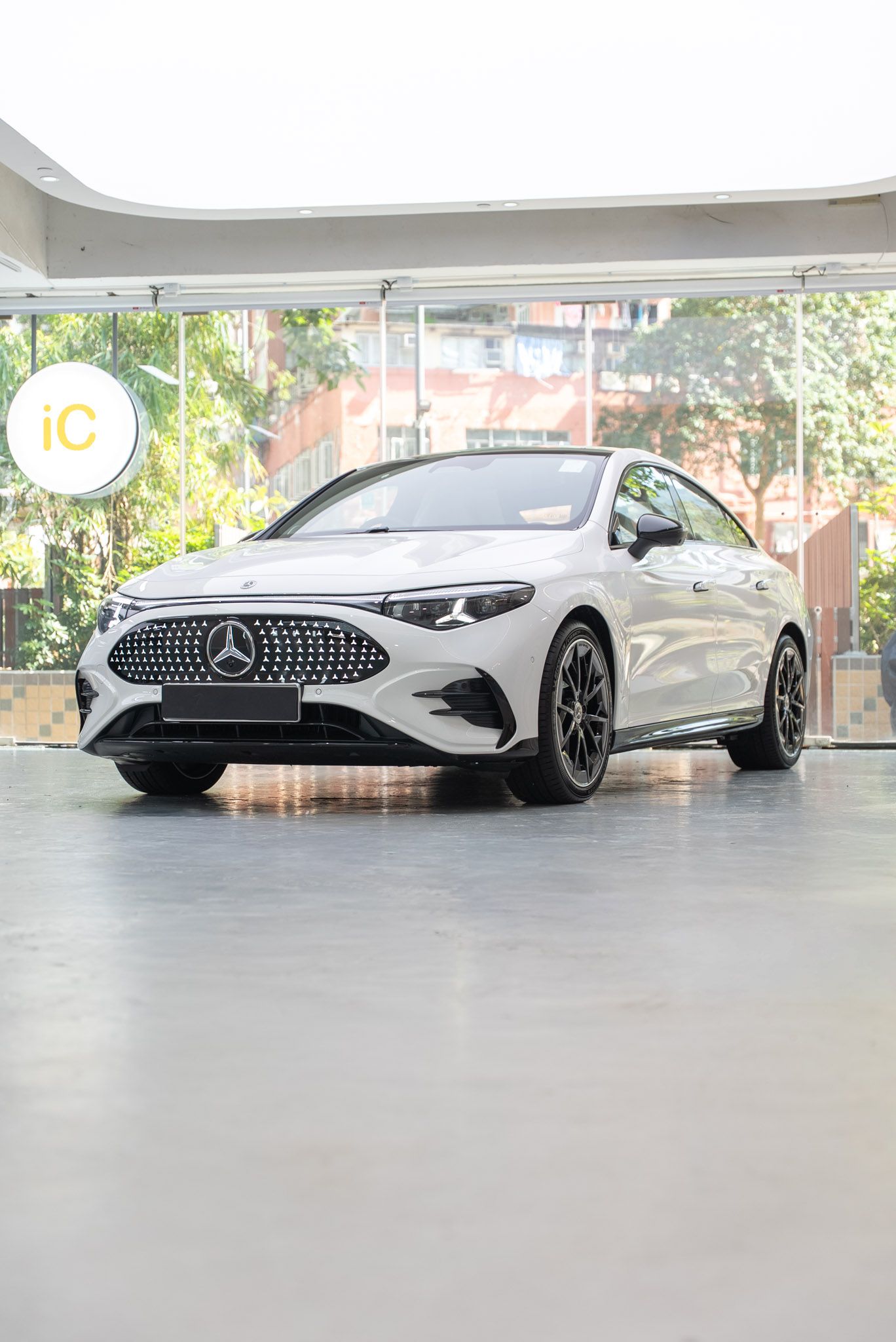 ic-detail-mercedes-benz-cla-white-gyeon-ppf-1