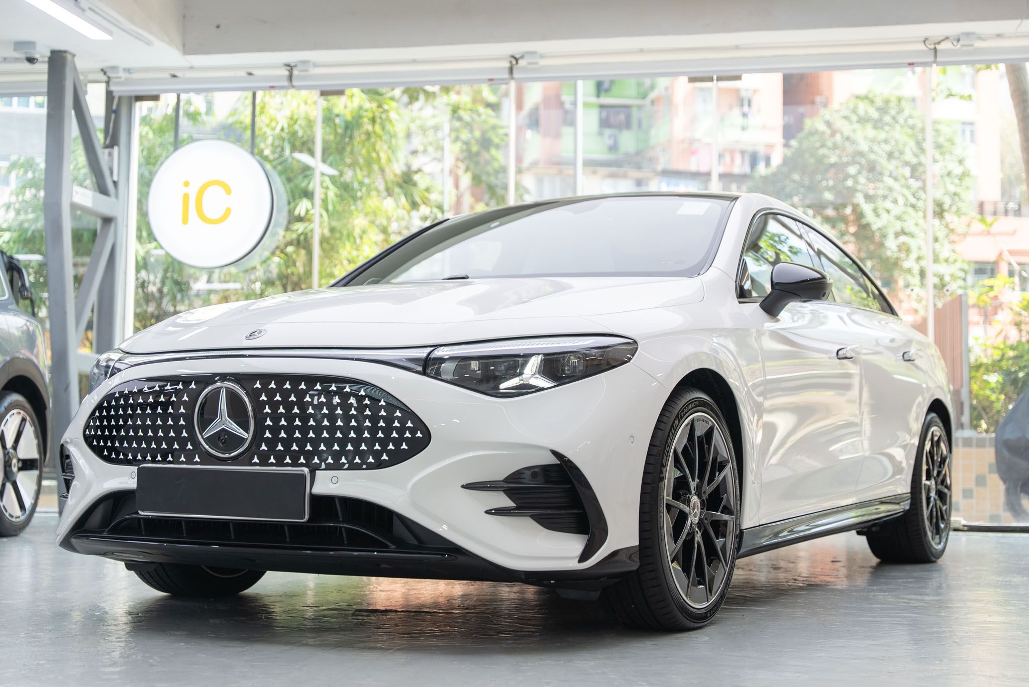 ic-detail-mercedes-benz-cla-white-gyeon-ppf-19