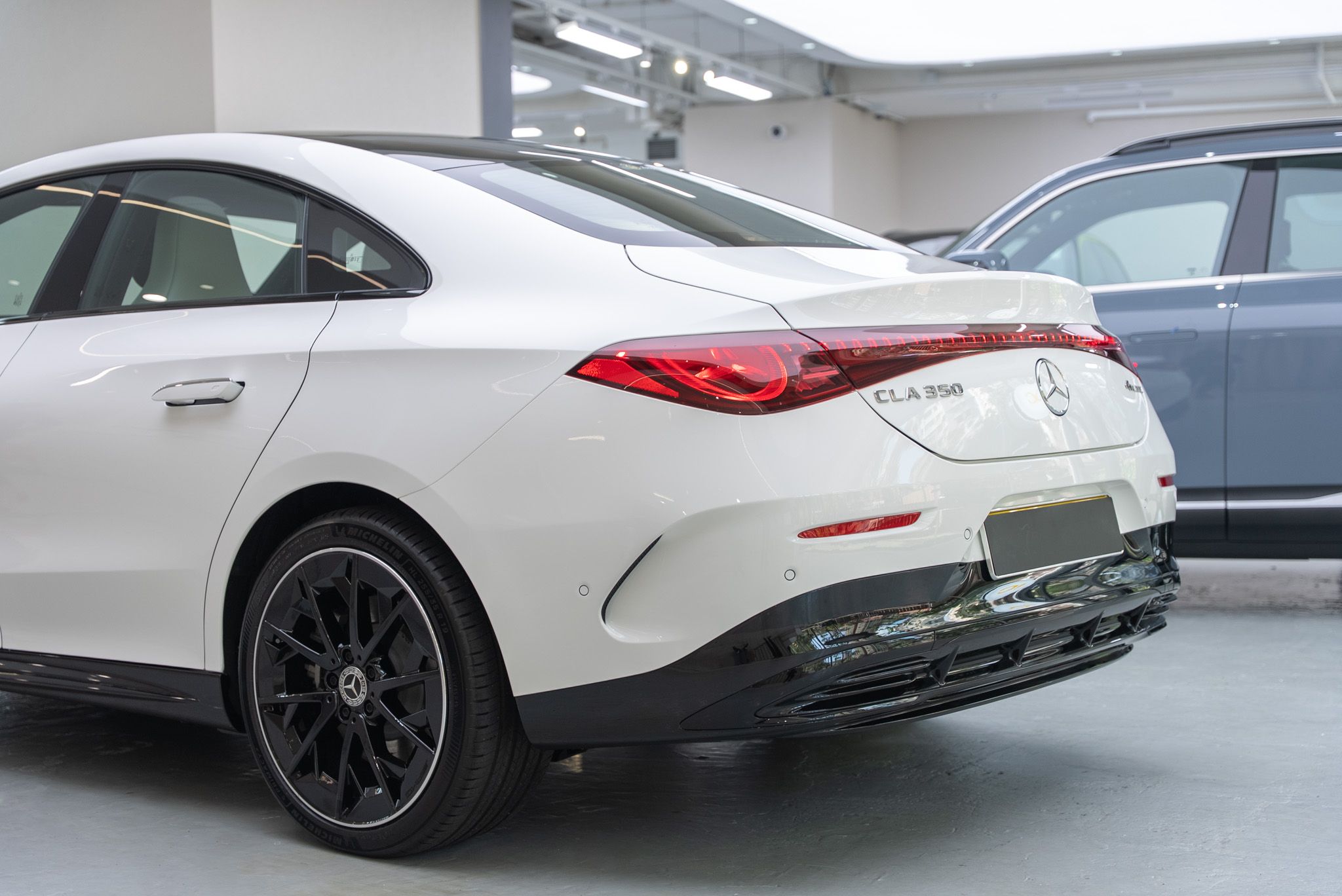 ic-detail-mercedes-benz-cla-white-gyeon-ppf-26