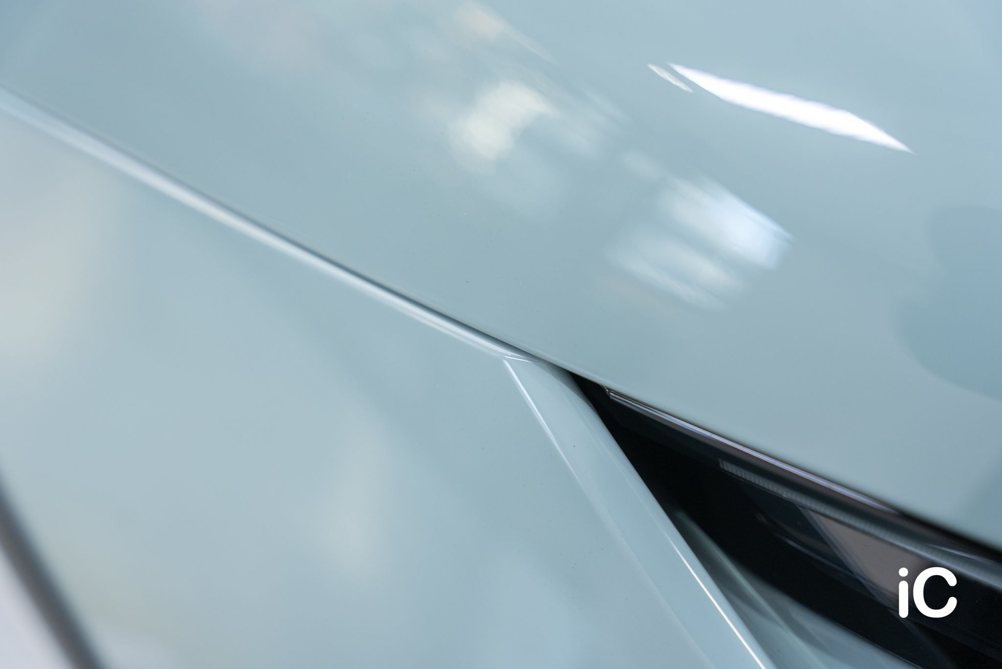 ic-detail-porsche-taycan-4-ct-om-individual-colour-ppf-shade-green-15