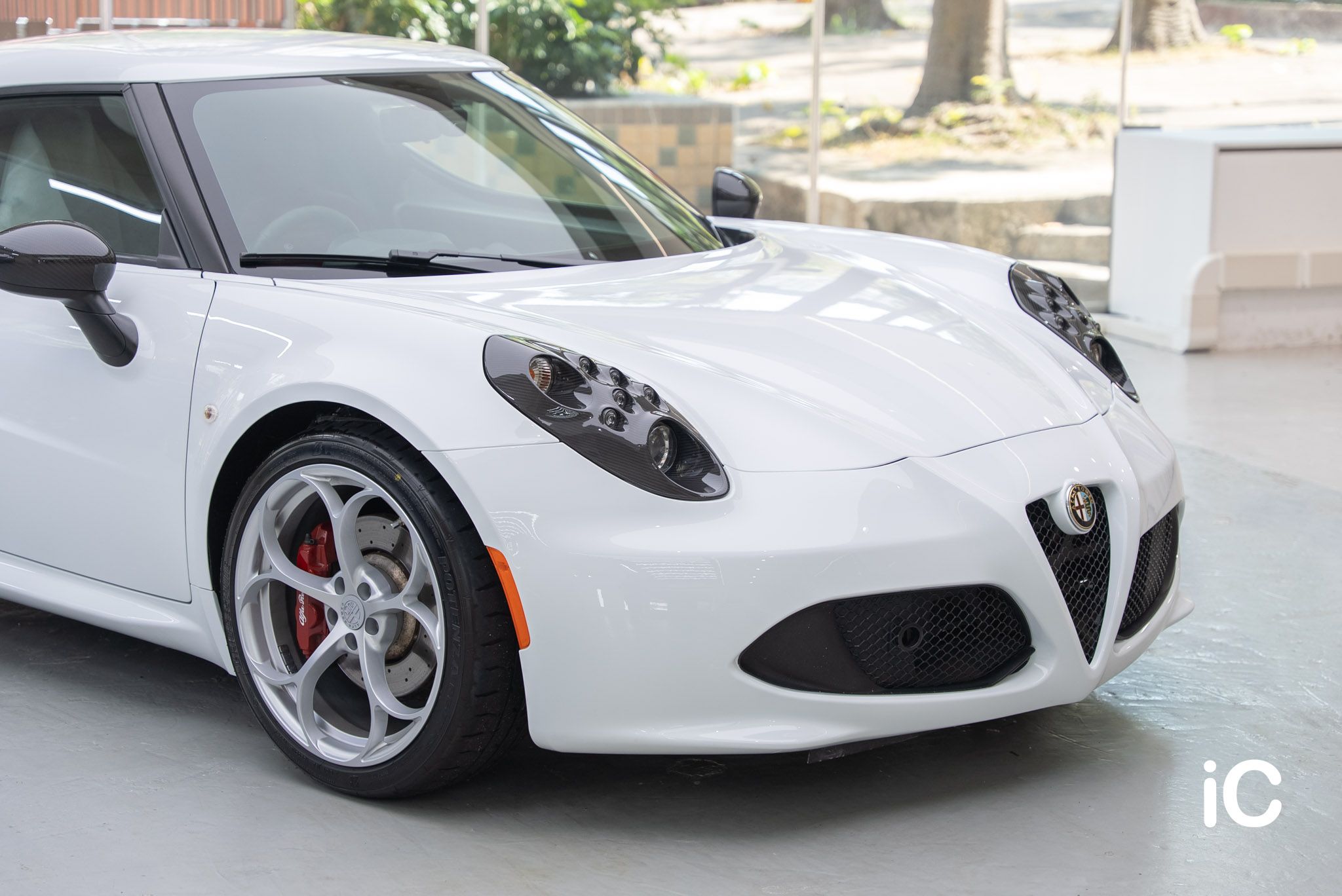 ic-detail-alfa-romeo-4c-white-gyeon-ppf-3
