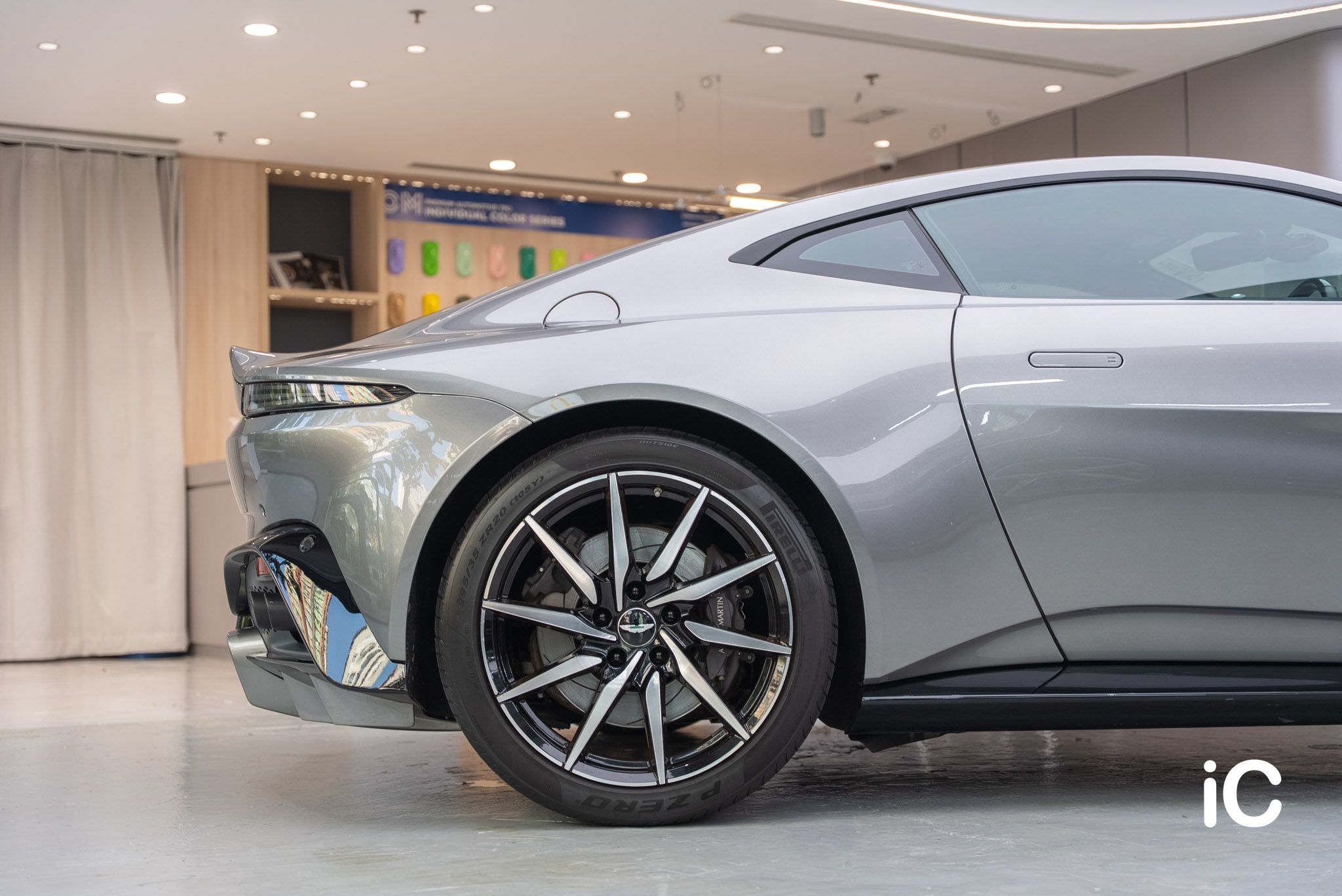 ic-detail-aston-martin-vantage-grey-gyeon-ppf-12