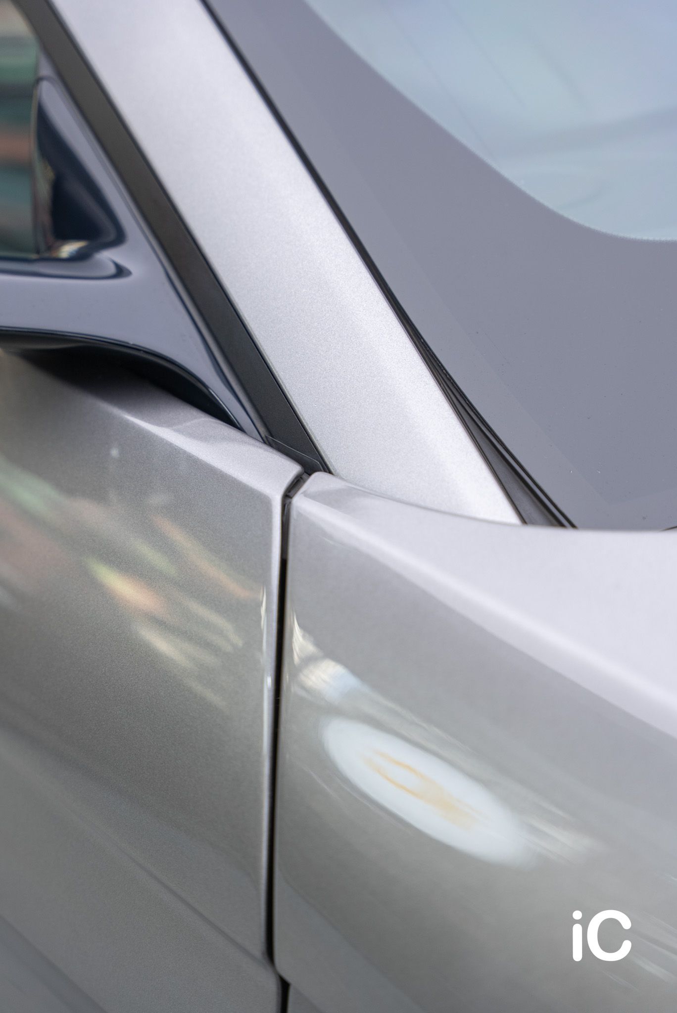 ic-detail-aston-martin-vantage-grey-gyeon-ppf-22
