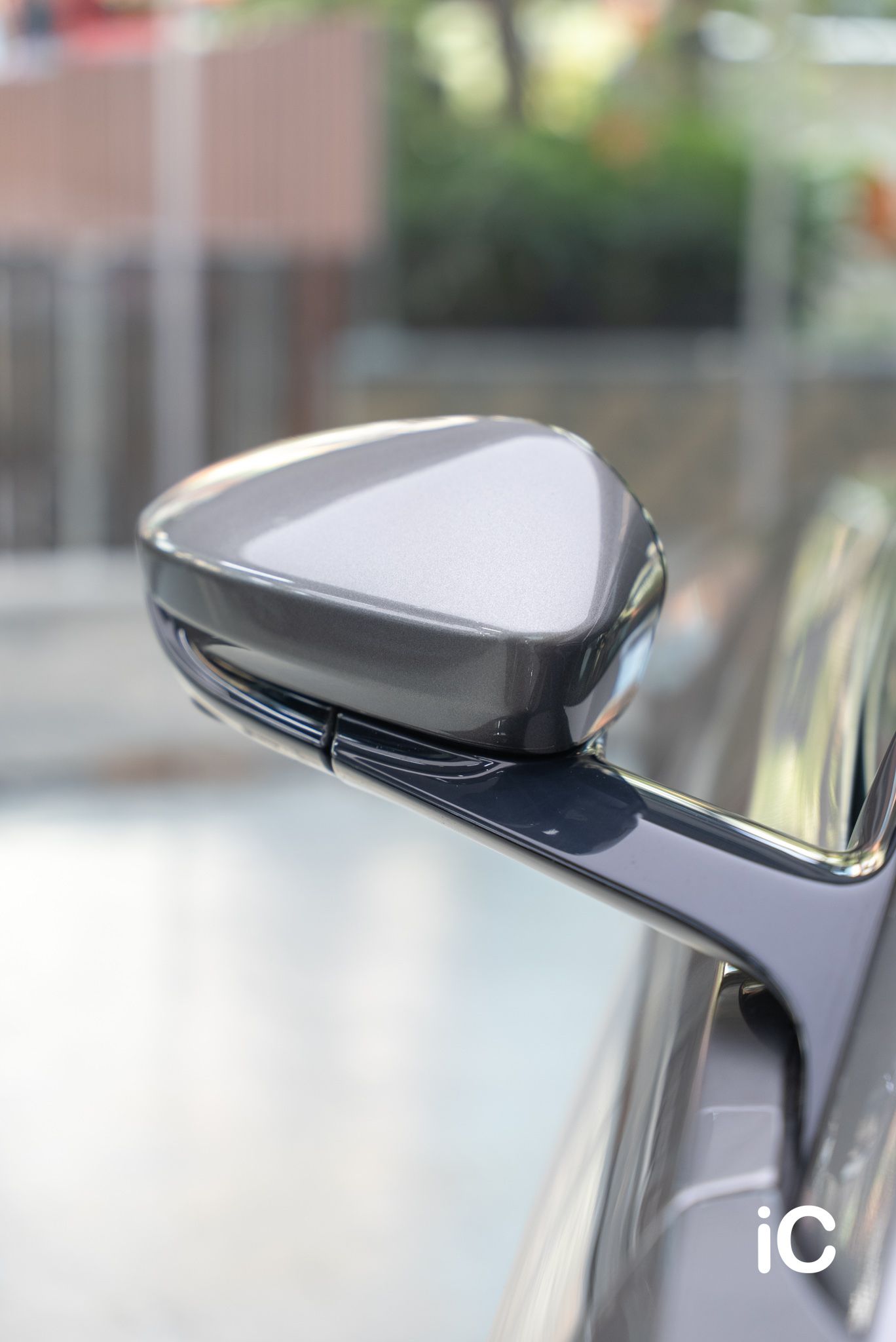 ic-detail-aston-martin-vantage-grey-gyeon-ppf-9