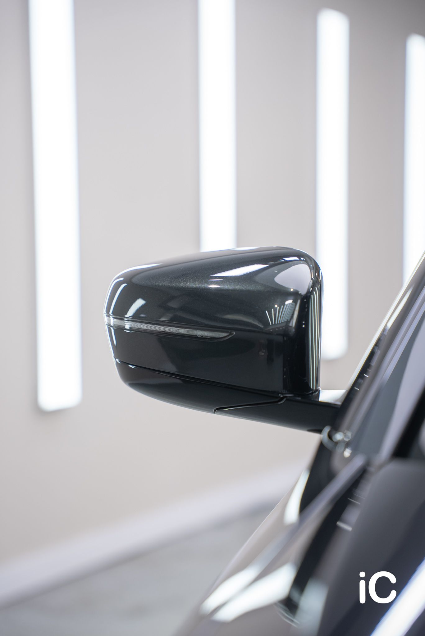 ic-detail-bmw-520-grey-ulgo-black-infinity-17