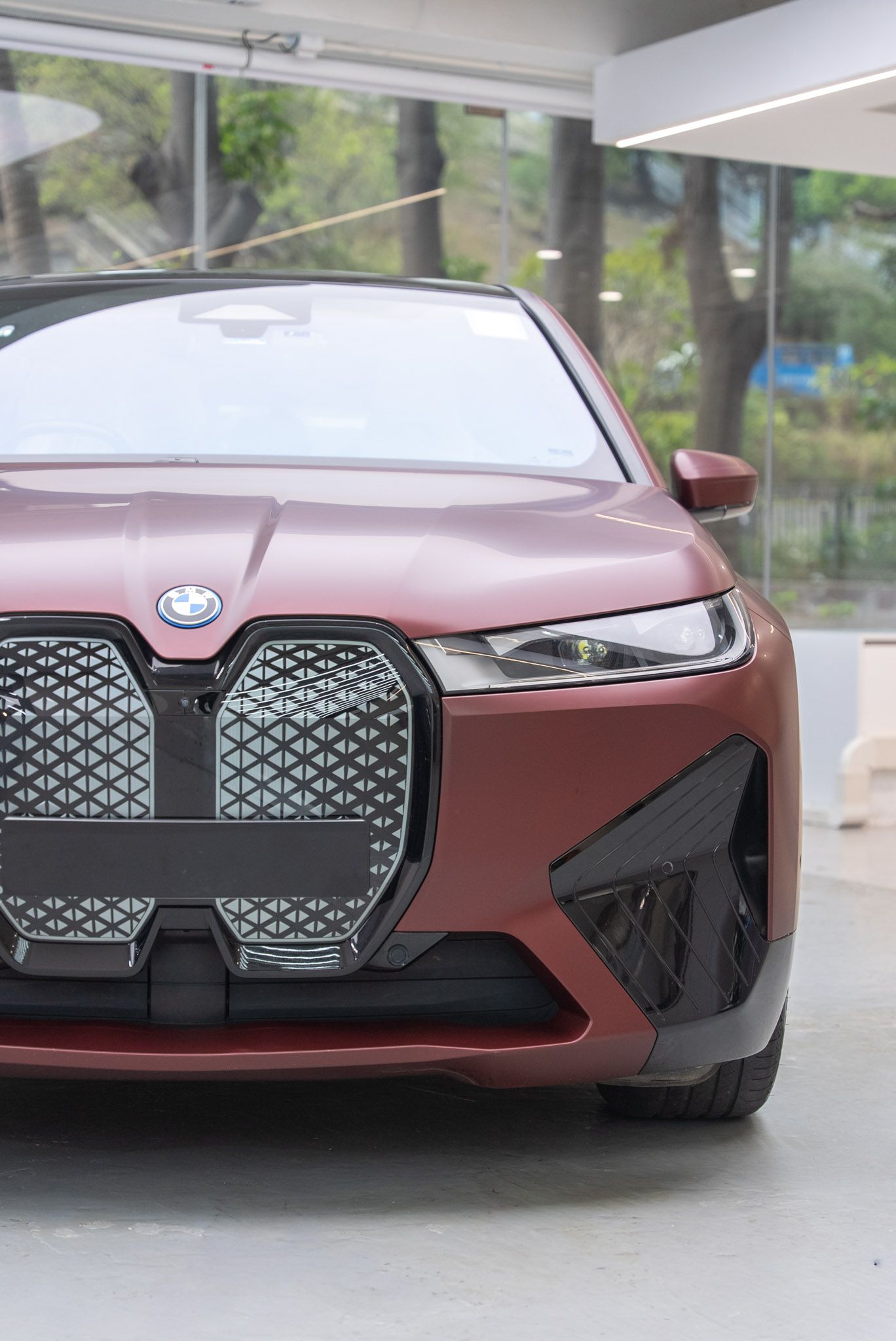 ic-detail-bmw-ix-red-gyeon-matte-ppf-7