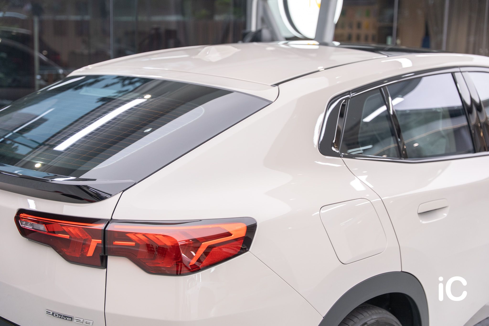 ic-detail-bmw-ix2-dune-grey-gyeon-ppf-28