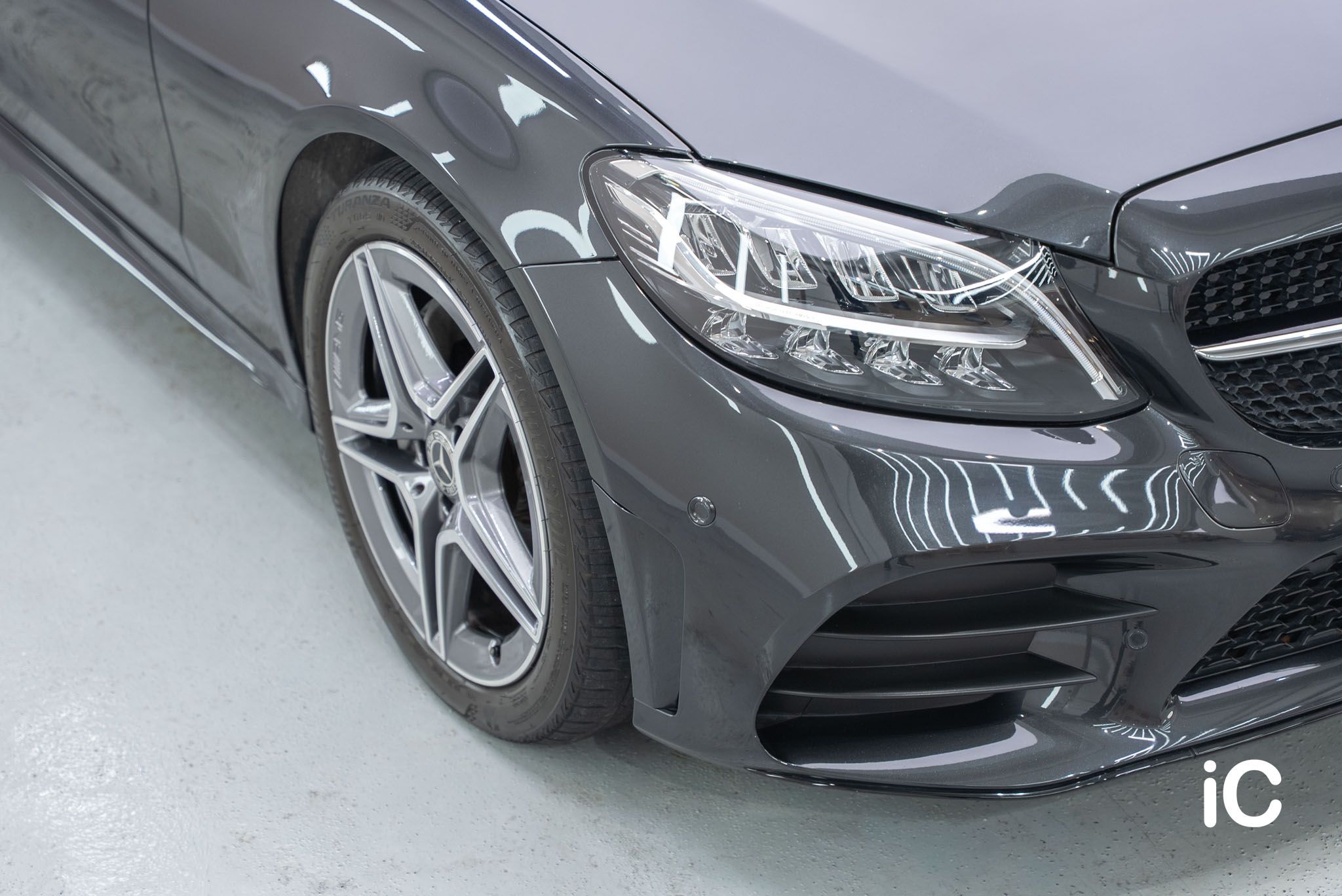 ic-detail-mercedes-benz-c-200-grey-ulgo-black-infinity-12