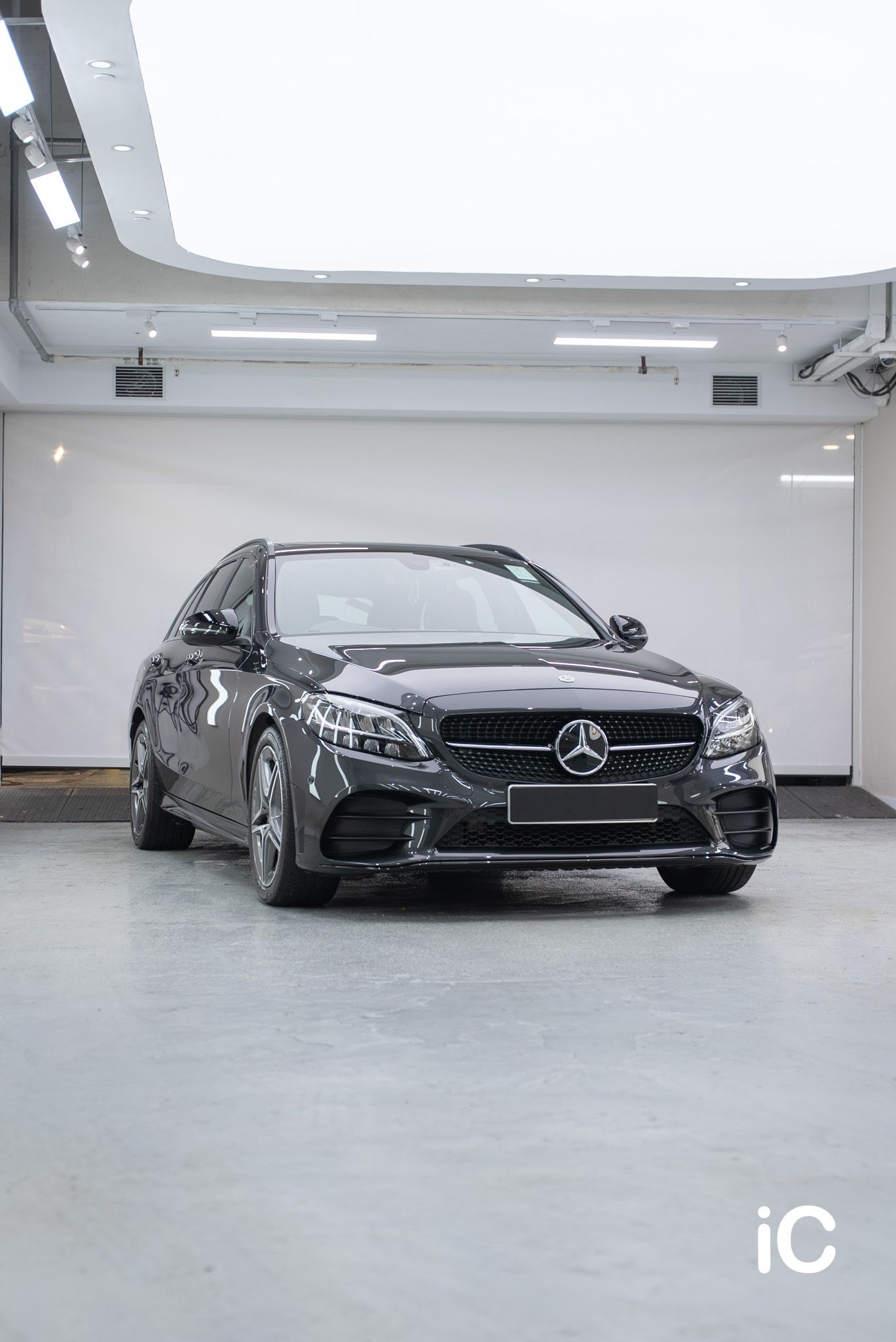 ic-detail-mercedes-benz-c-200-grey-ulgo-black-infinity-3