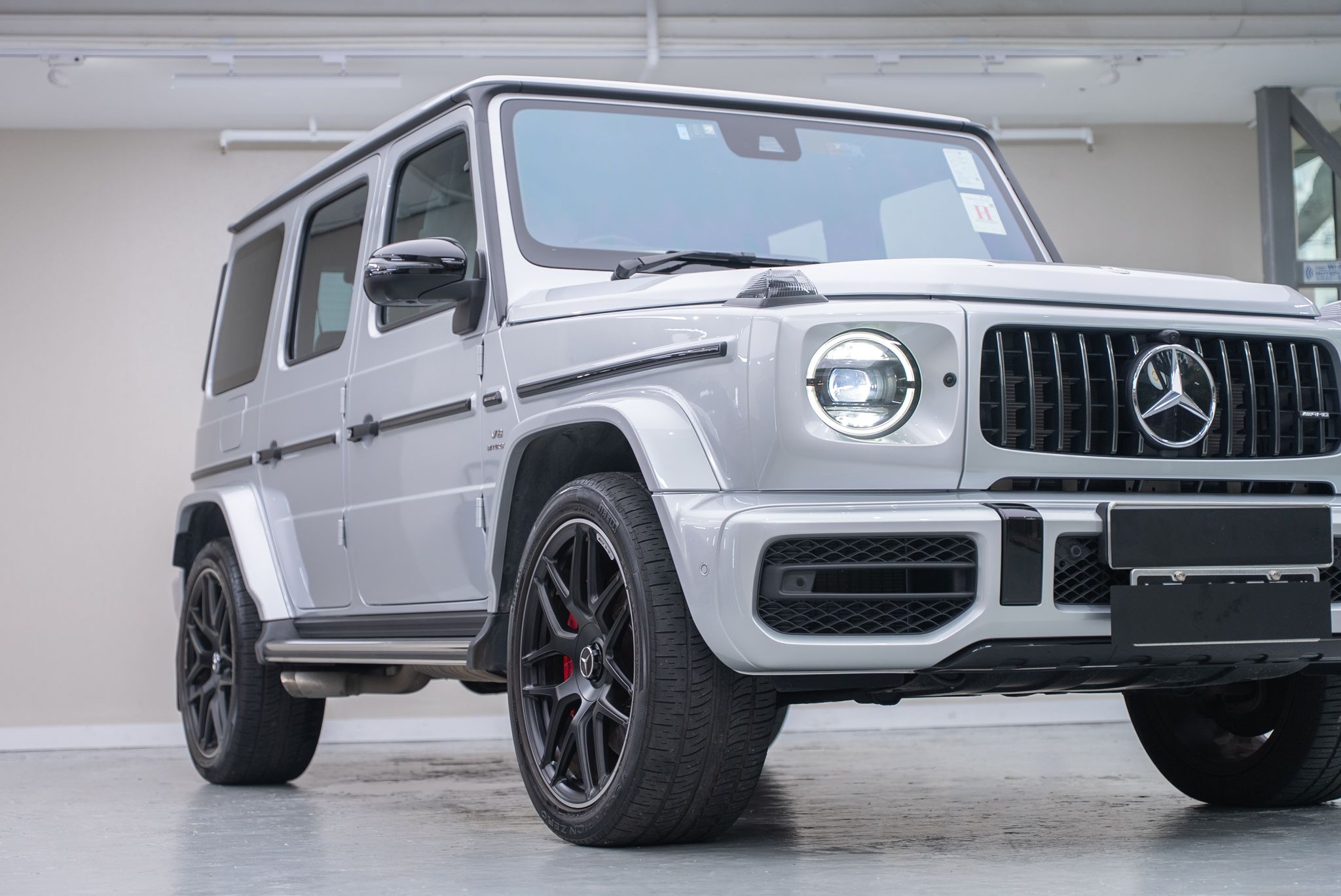 ic-detail-mrecedes-benz-g-glass-silver-gyeon-ppf-22