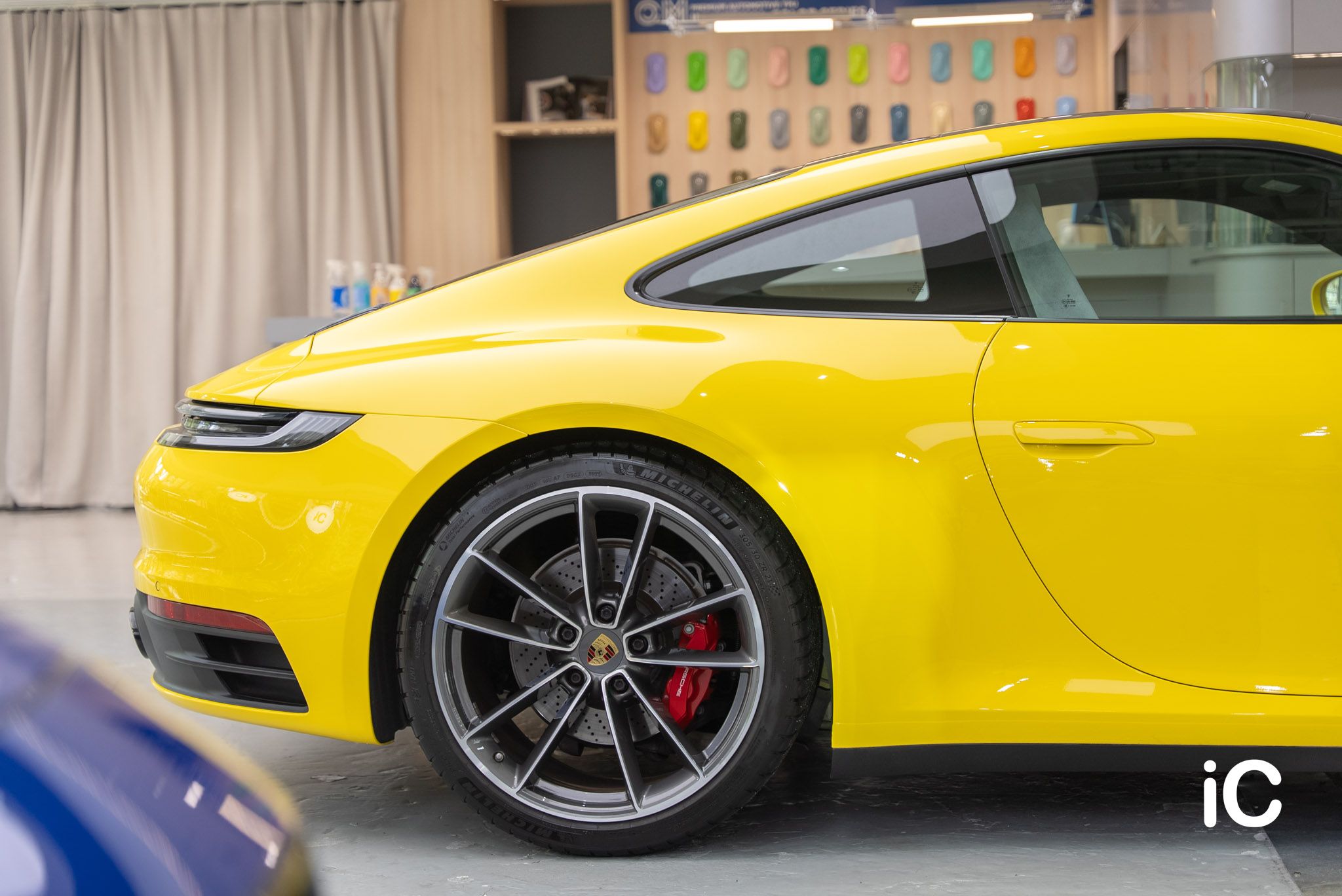 ic-detail-porsche-911-yellow-gyeon-ppf-16