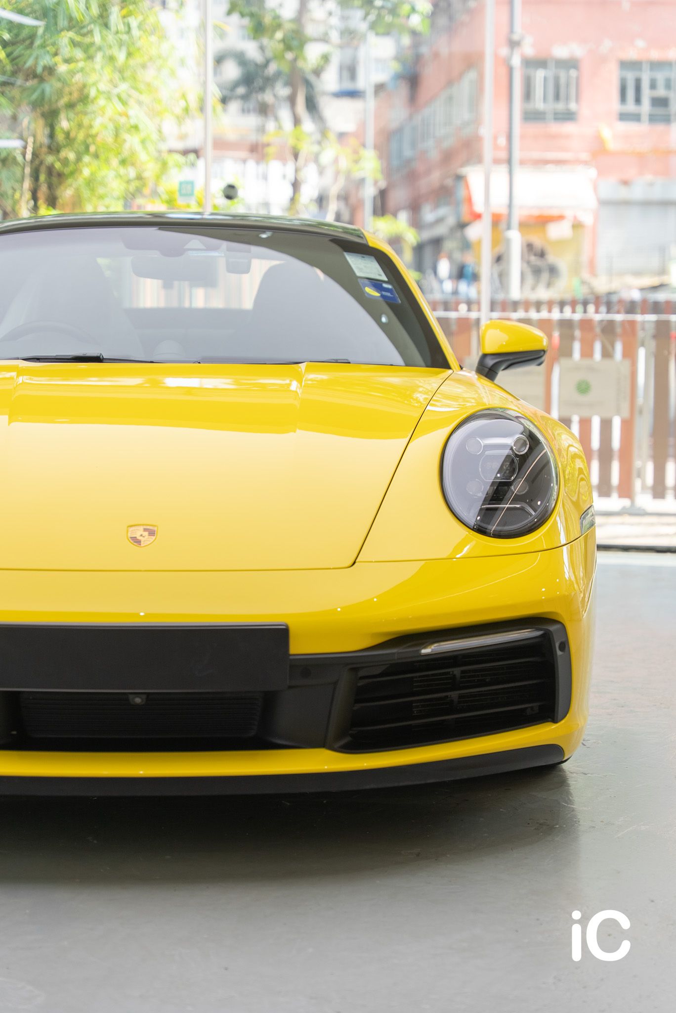ic-detail-porsche-911-yellow-gyeon-ppf-3