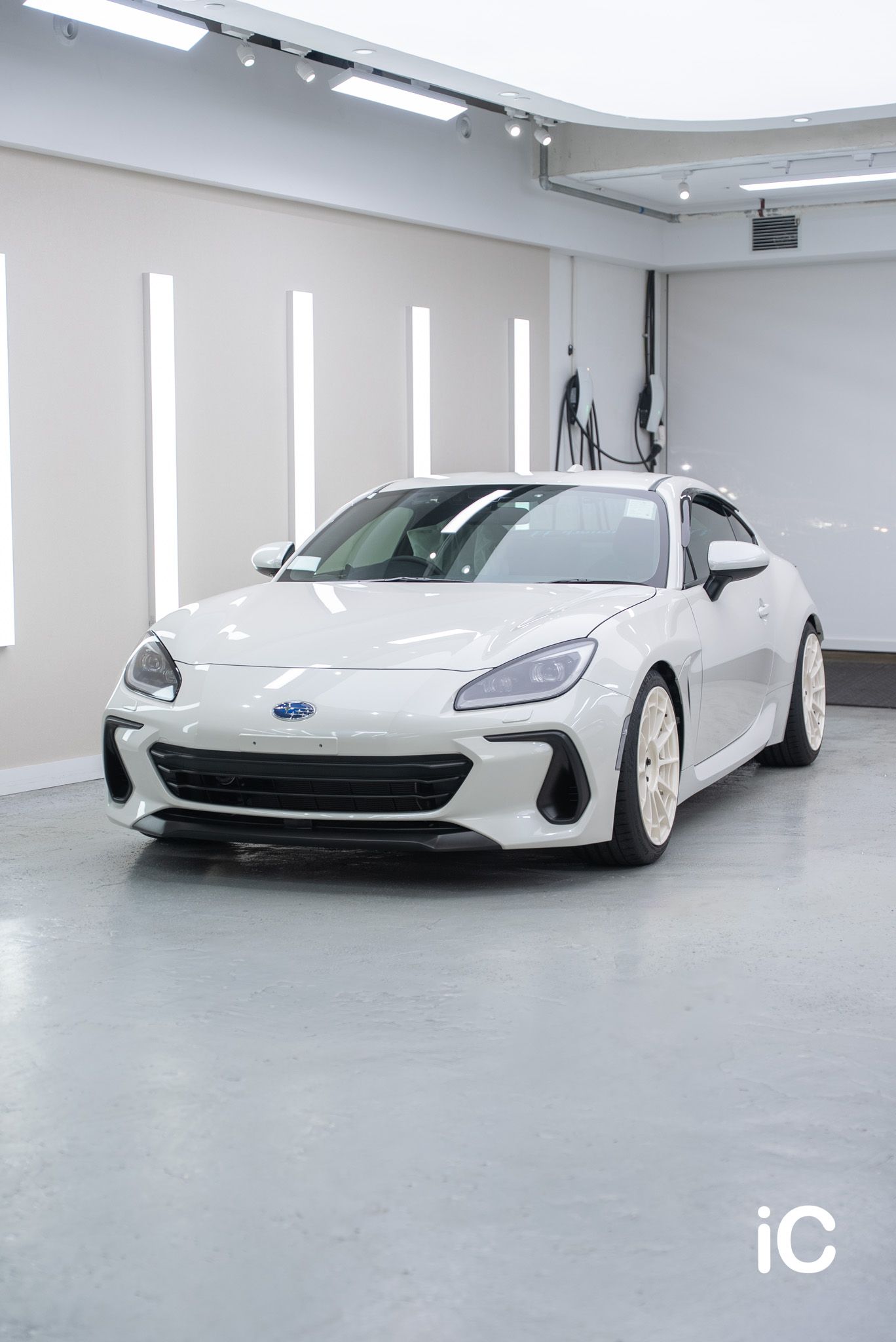 ic-detail-subaru-brz-white-ulgo-black-infinity-6