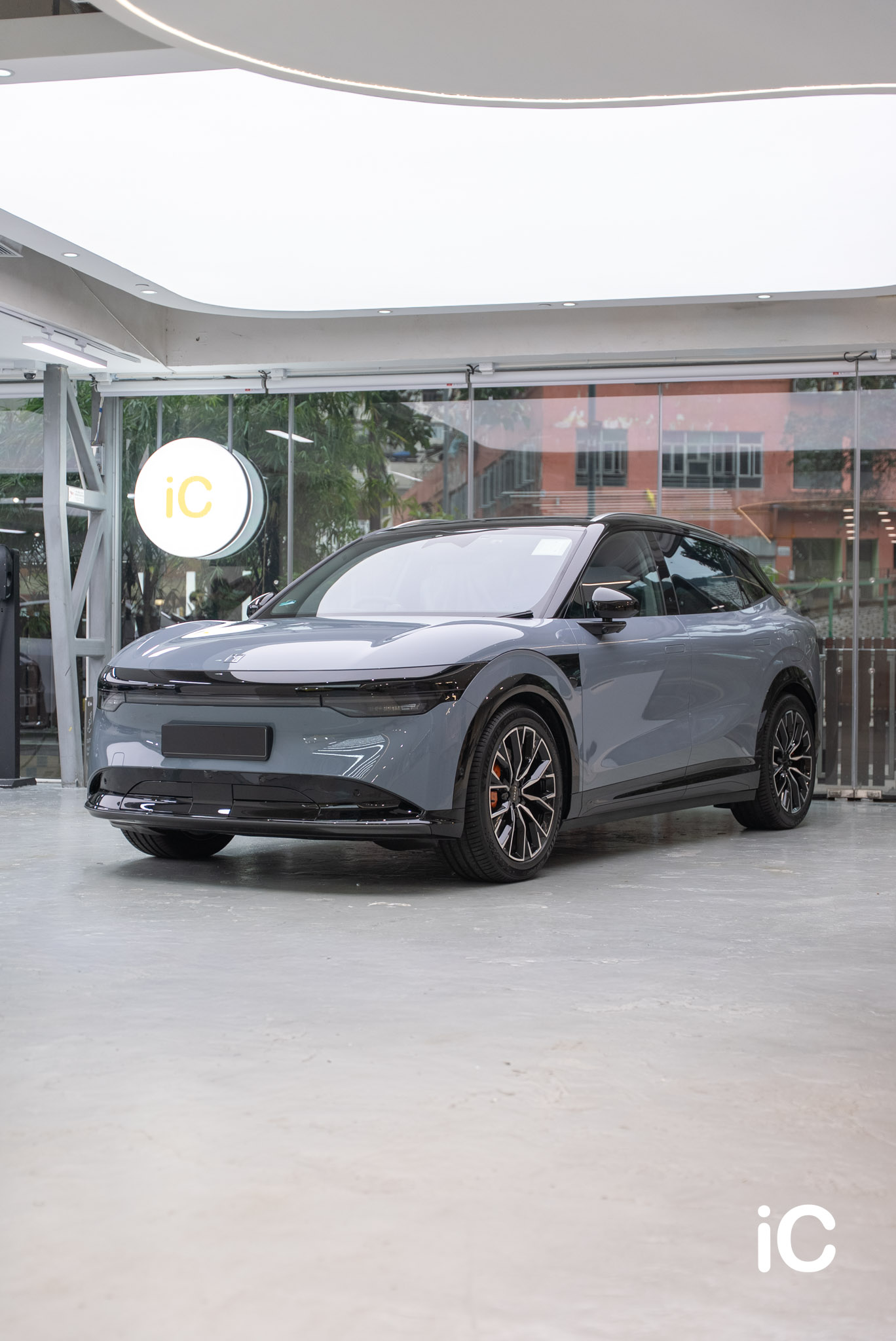 ic-detail-zeekr-7x-om-individual-colour-ppf-arctic-grey-1-1