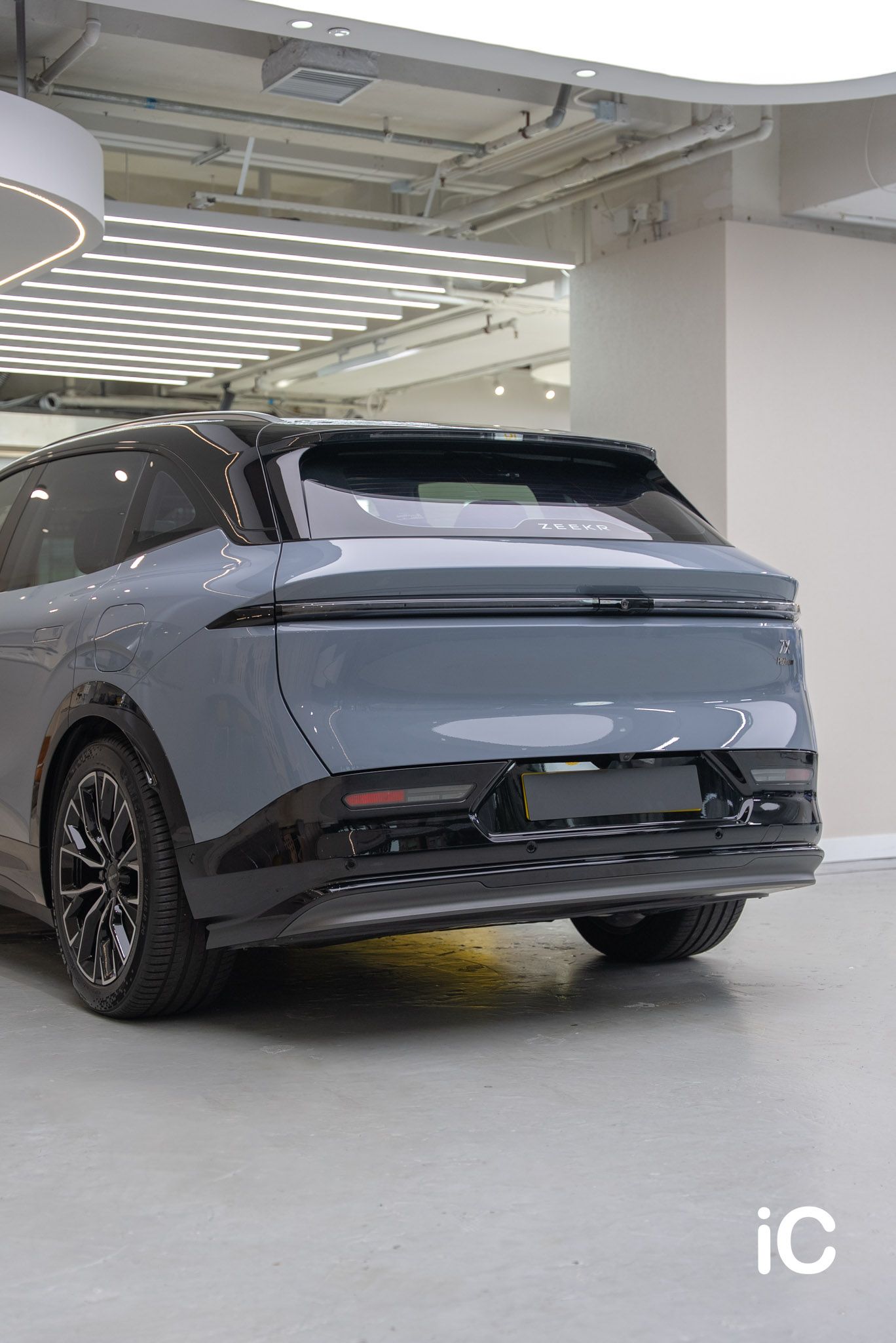 ic-detail-zeekr-7x-om-individual-colour-ppf-arctic-grey-7