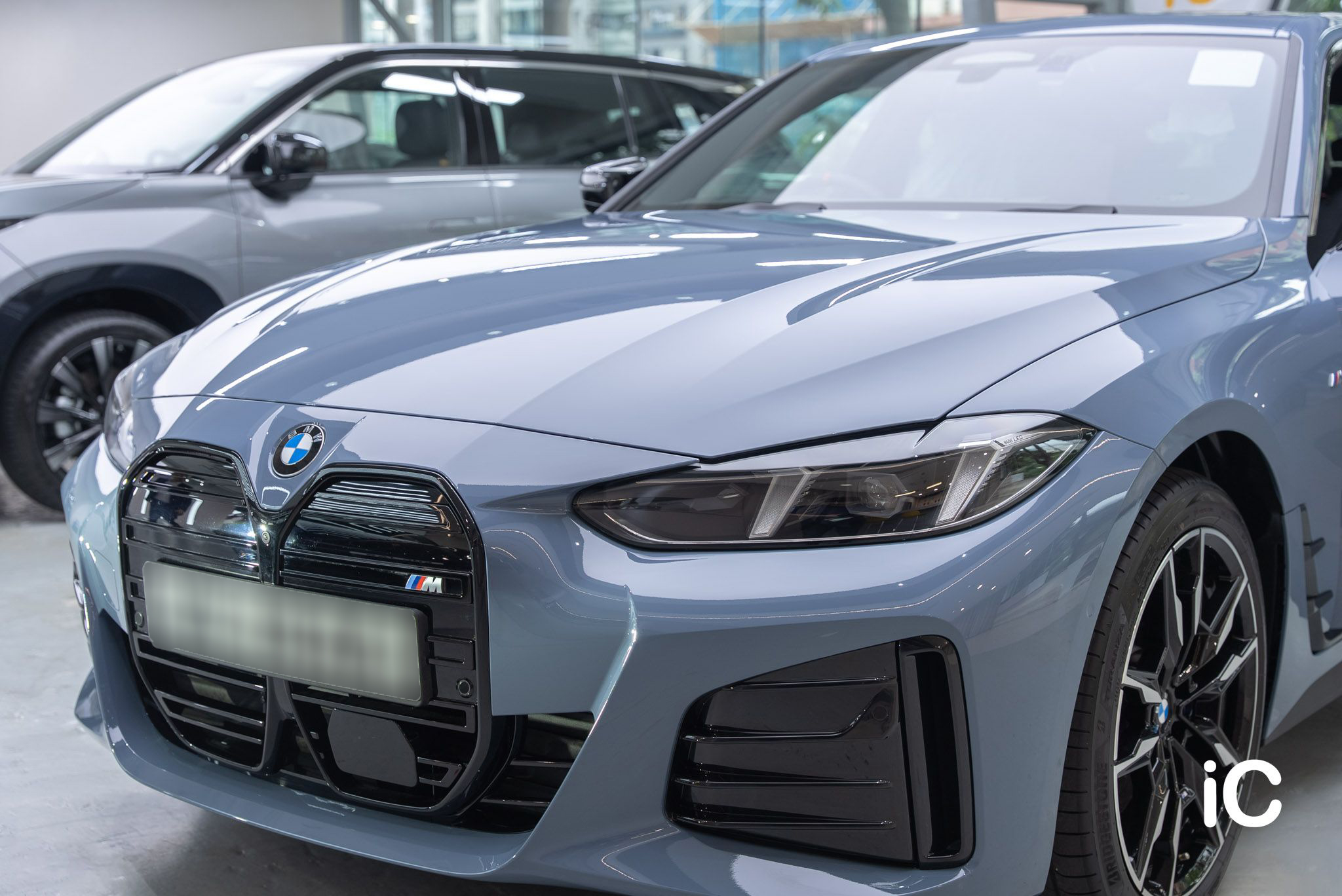 ic-detail-bmw-i4-m60-om-individual-colour-ppf-berfun-slate-blue-13