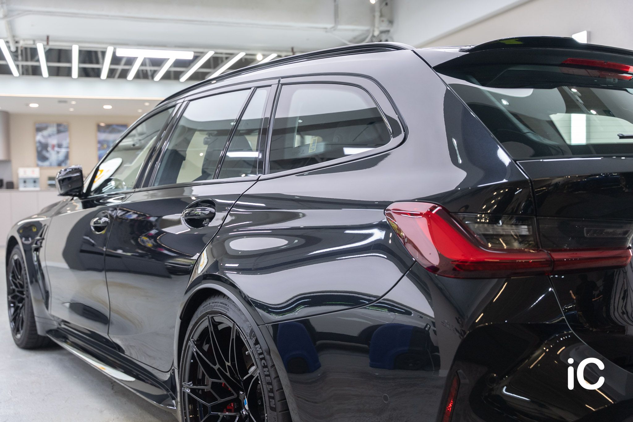 ic-detail-bmw-m3-black-ulgo-black-infinity-22