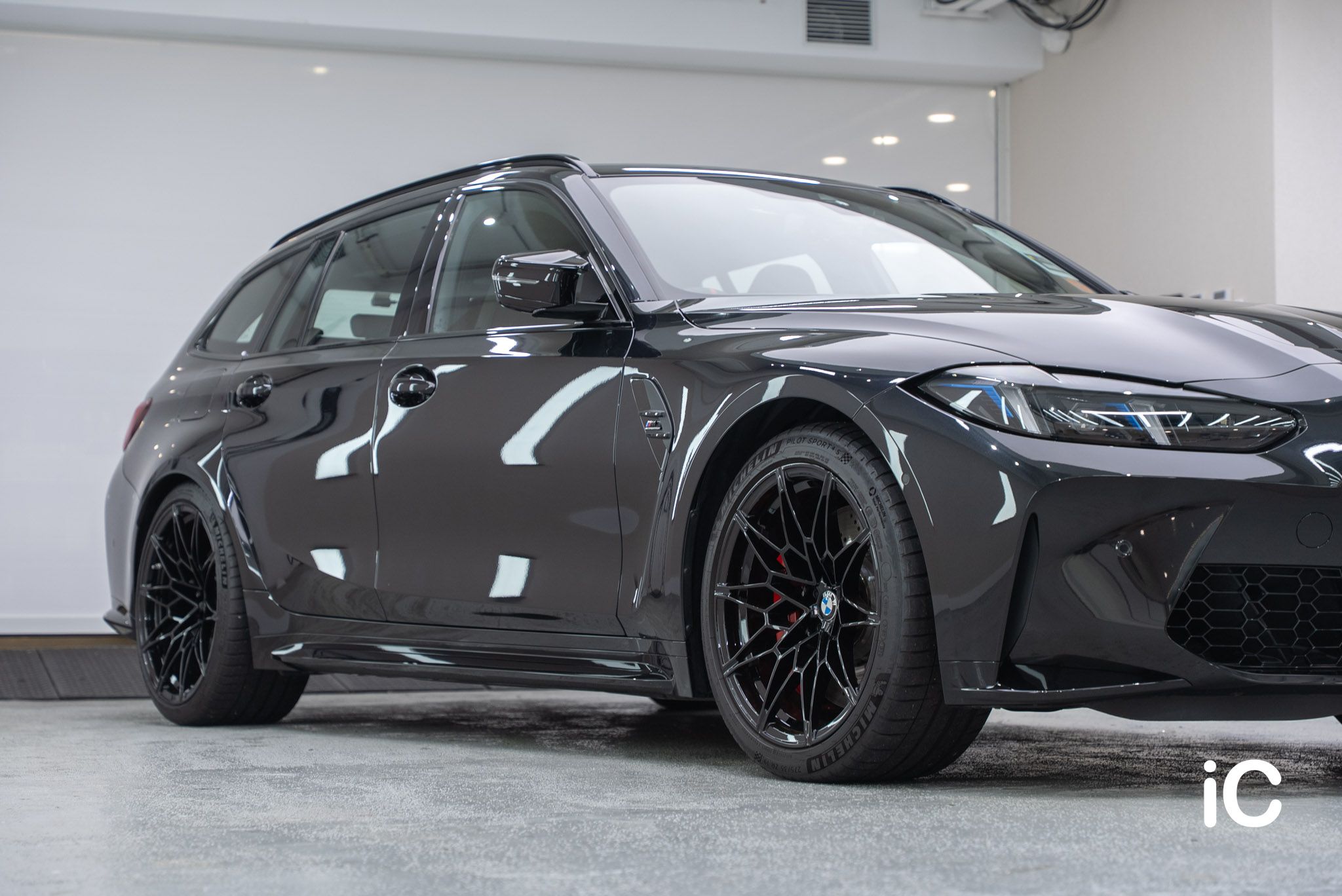 ic-detail-bmw-m3-black-ulgo-black-infinity-3