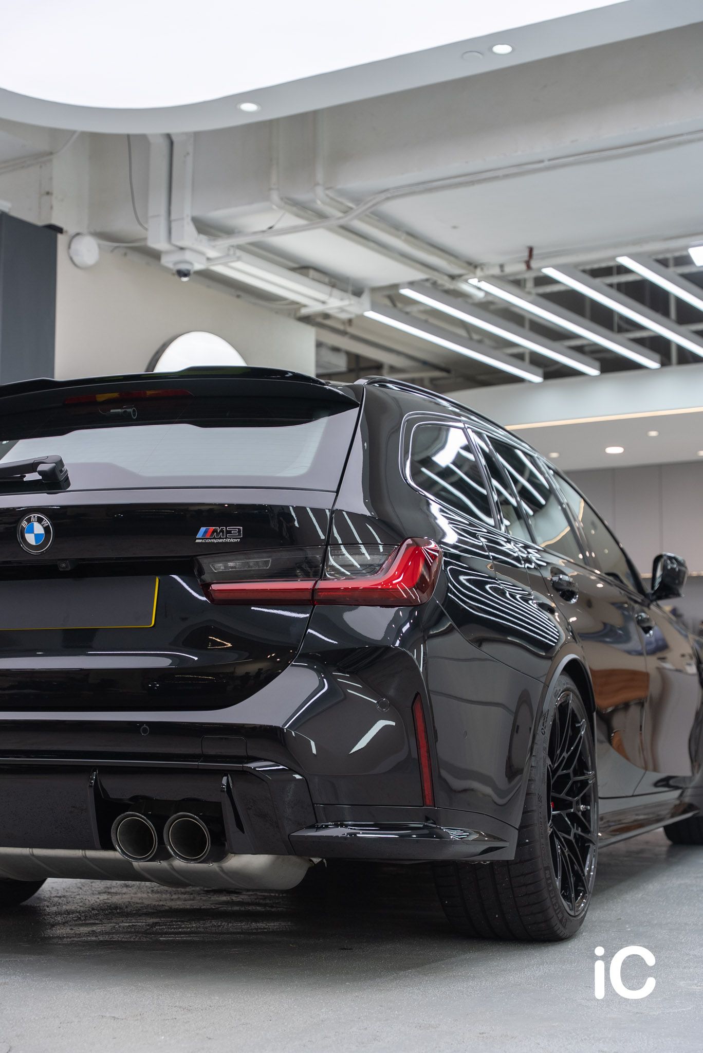 ic-detail-bmw-m3-black-ulgo-black-infinity-32