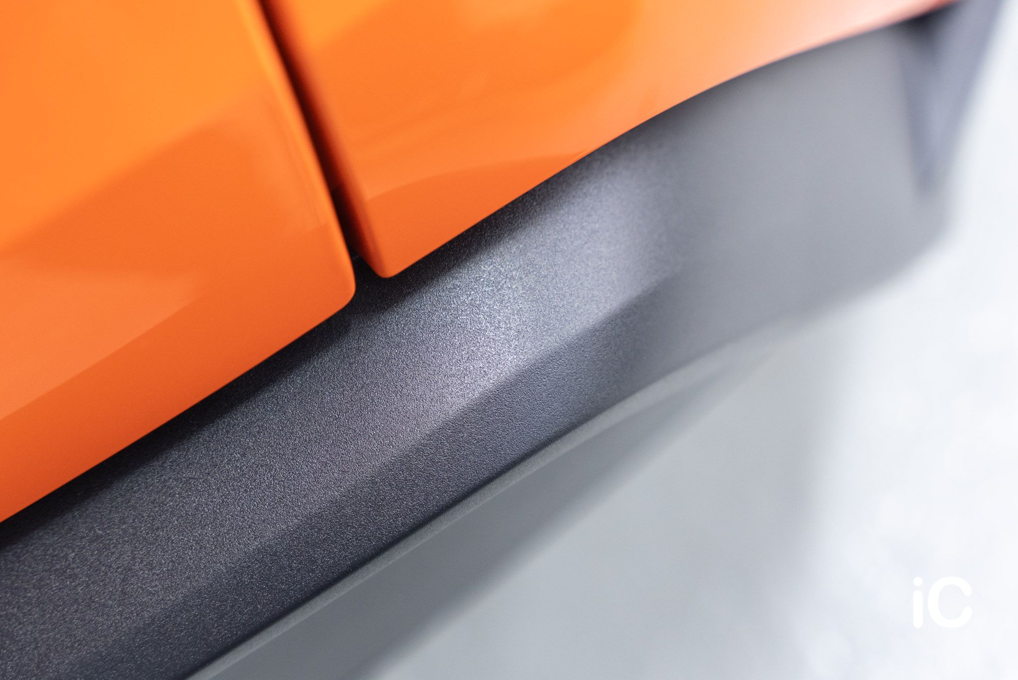 ic-detail-bmw-tesla-model-y-om-individual-colour-ppf-racing-orange-8