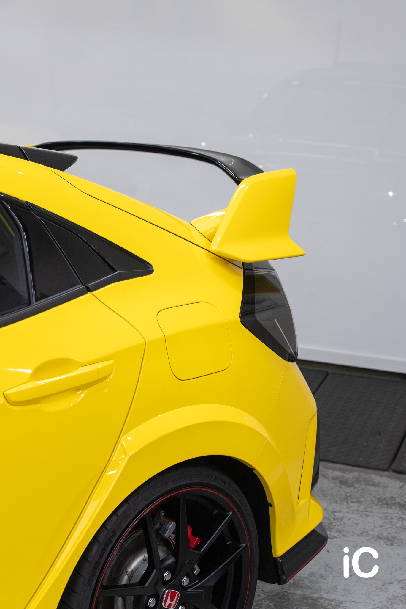 ic-detail-honda-fk-8-ulgo-black-infinity-gyeon-ppf-3