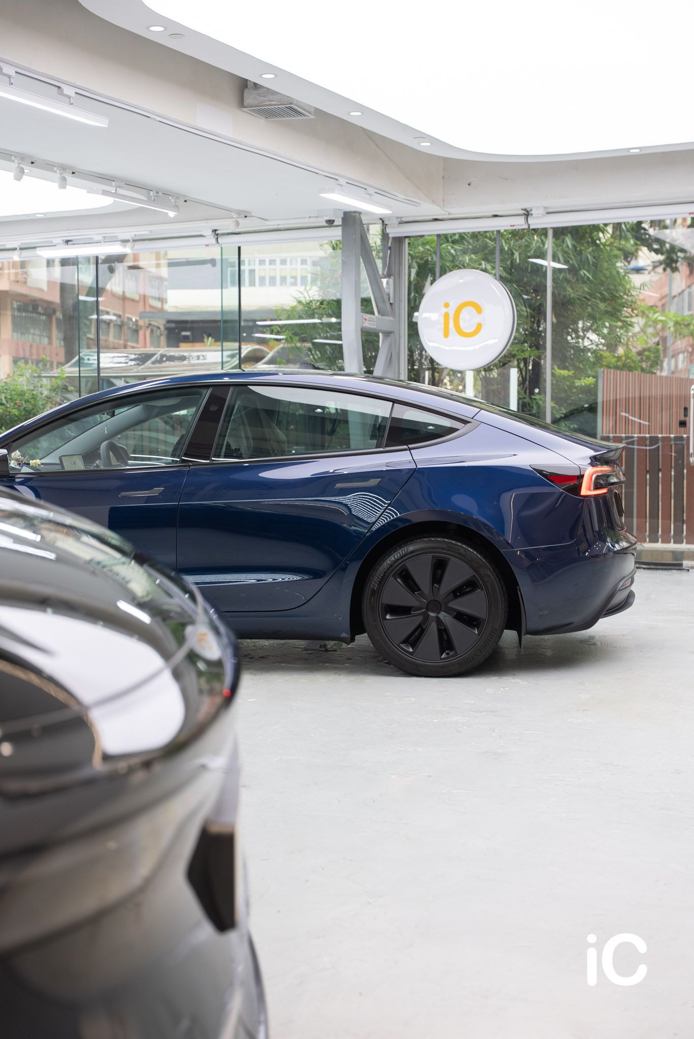 ic-detail-tesla-model-3-marine-blue-gyeon-ppf-12