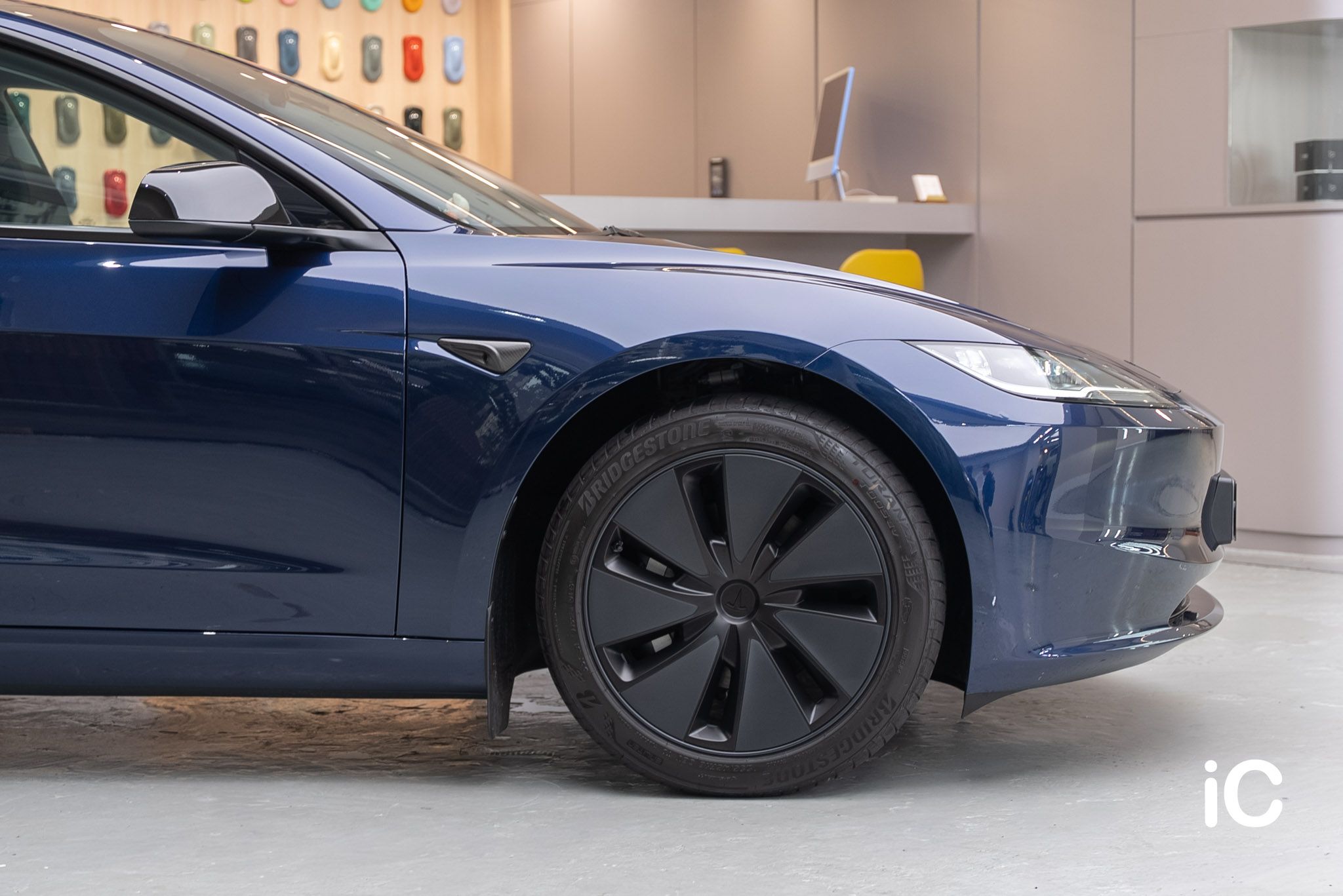 ic-detail-tesla-model-3-marine-blue-gyeon-ppf-4