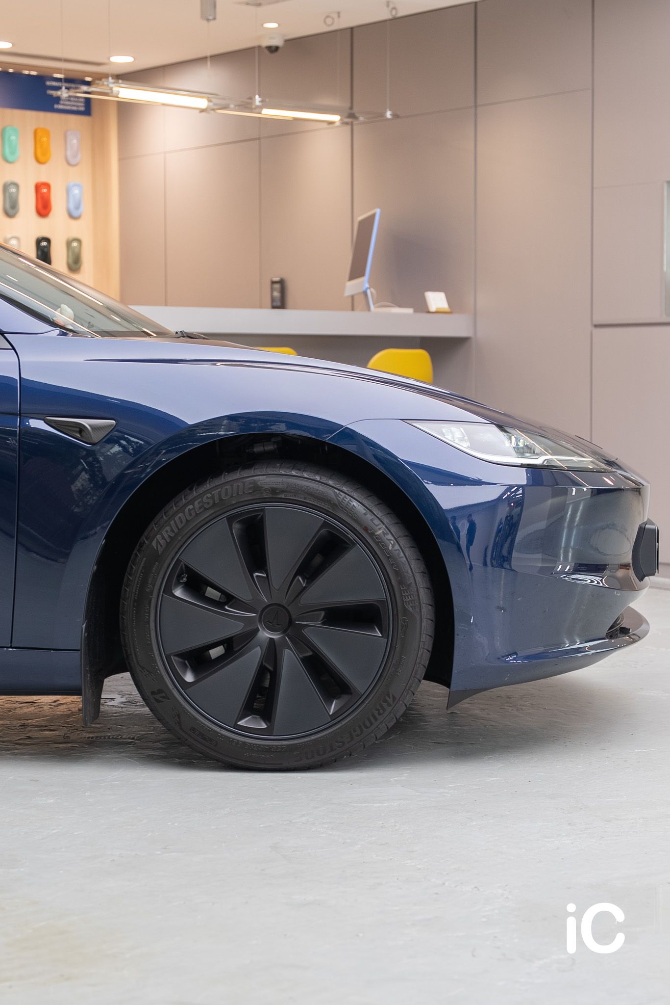ic-detail-tesla-model-3-marine-blue-gyeon-ppf-5