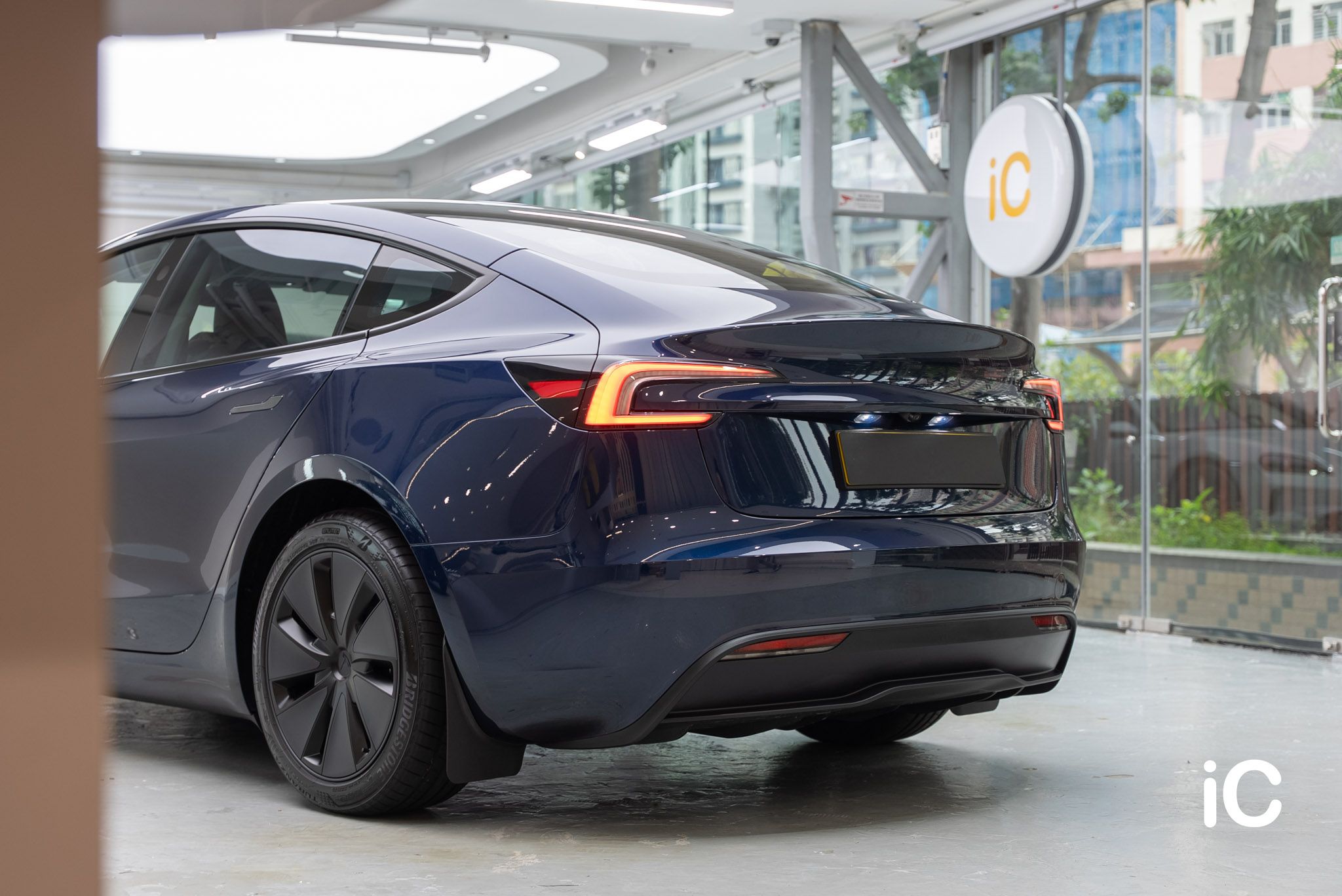 ic-detail-tesla-model-3-marine-blue-gyeon-ppf-8