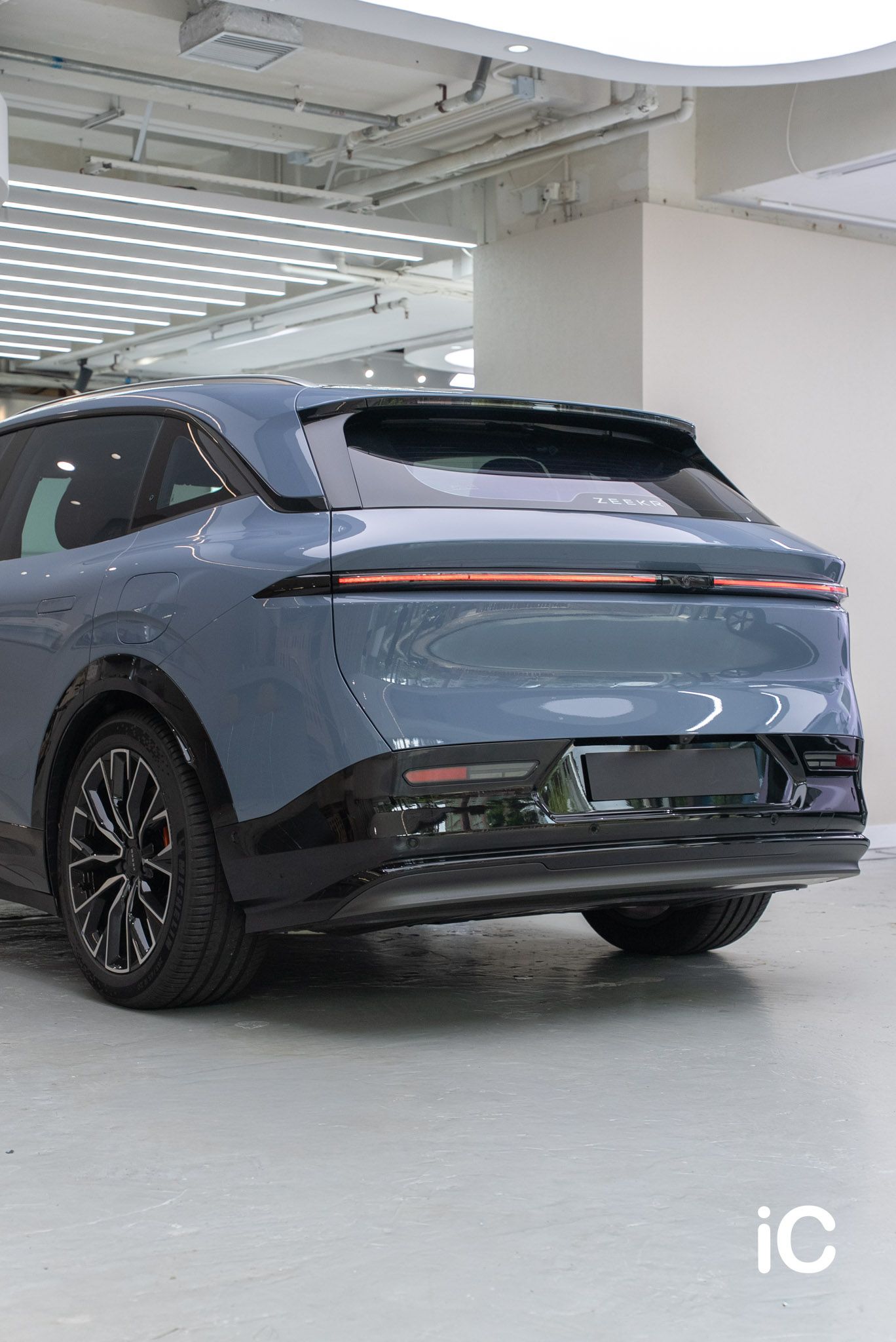 ic-detail-zeekr-7x-om-individual-colour-ppf-berfun-slate-blue-19