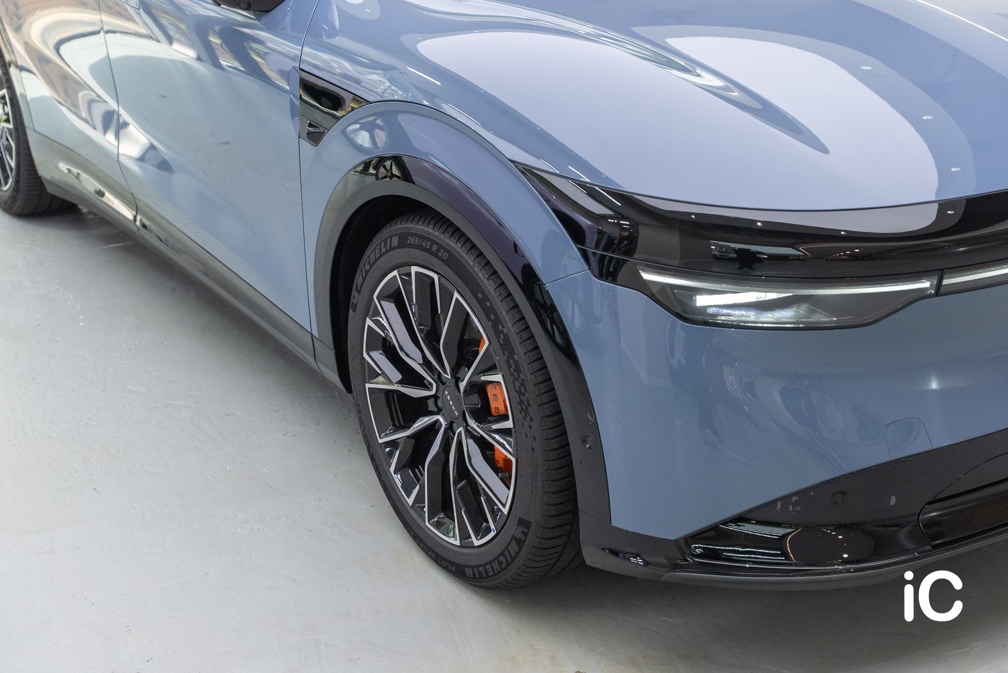 ic-detail-zeekr-7x-om-individual-colour-ppf-berfun-slate-blue-7