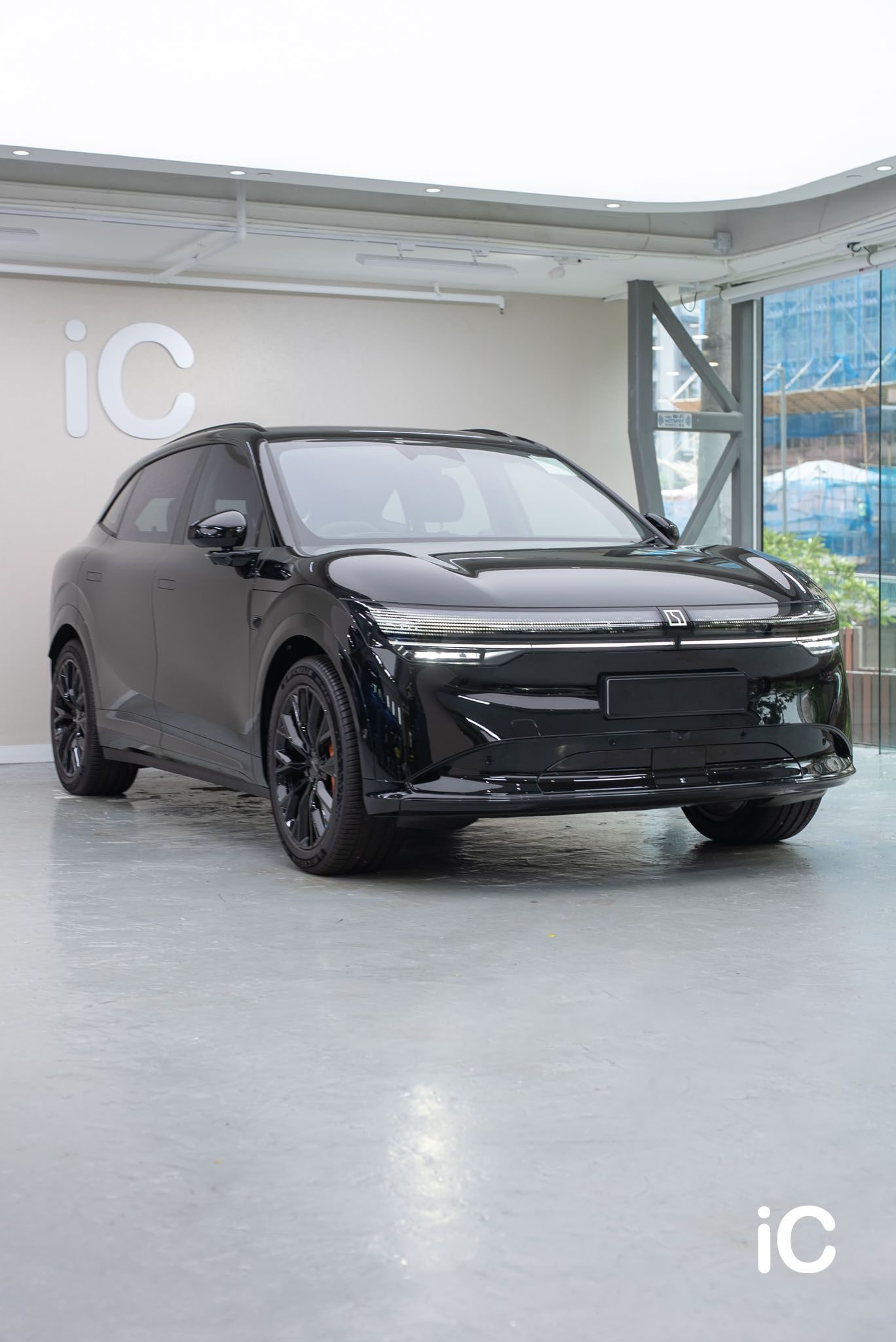 ic-detail-zeekr-7x-om-individual-colour-ppf-solid-black-1