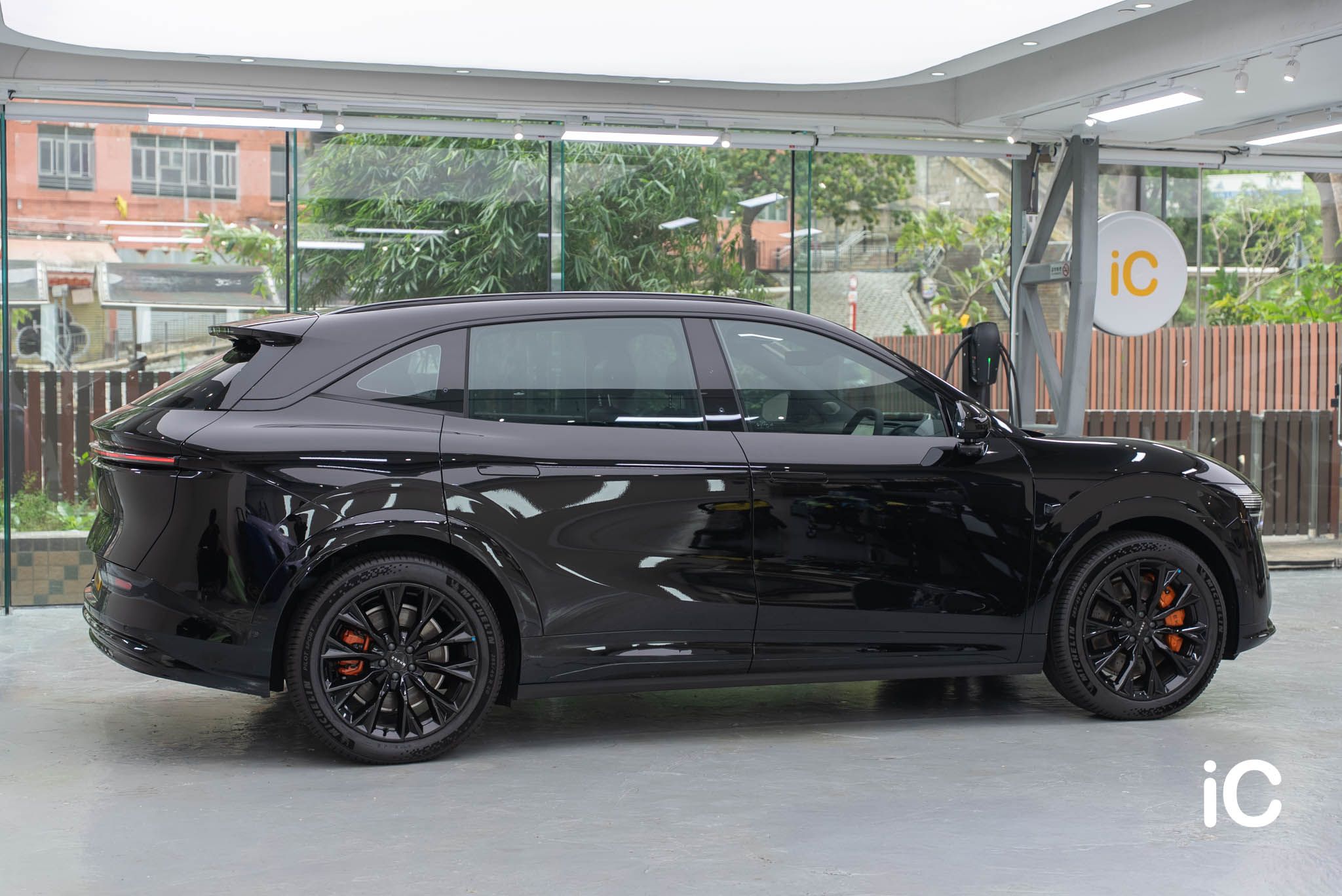 ic-detail-zeekr-7x-om-individual-colour-ppf-solid-black-8